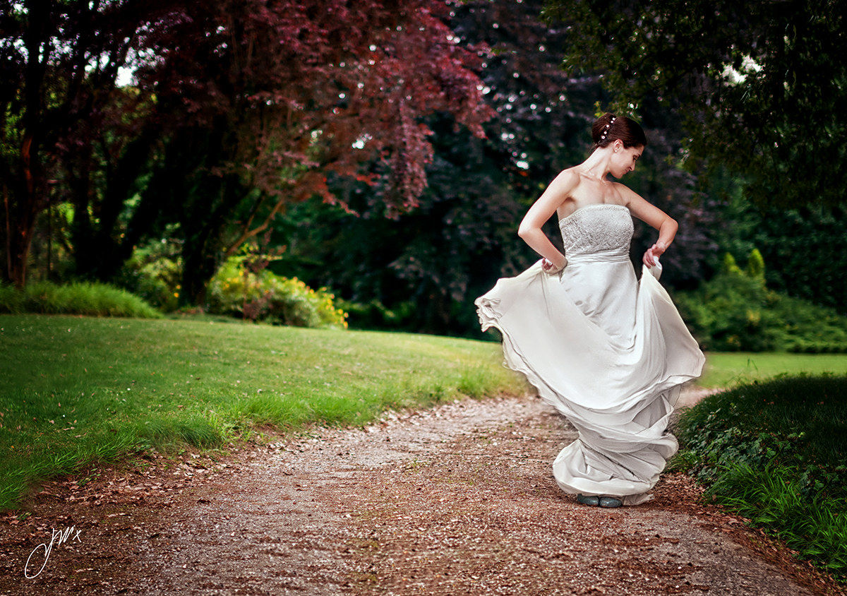 The dance of the bride