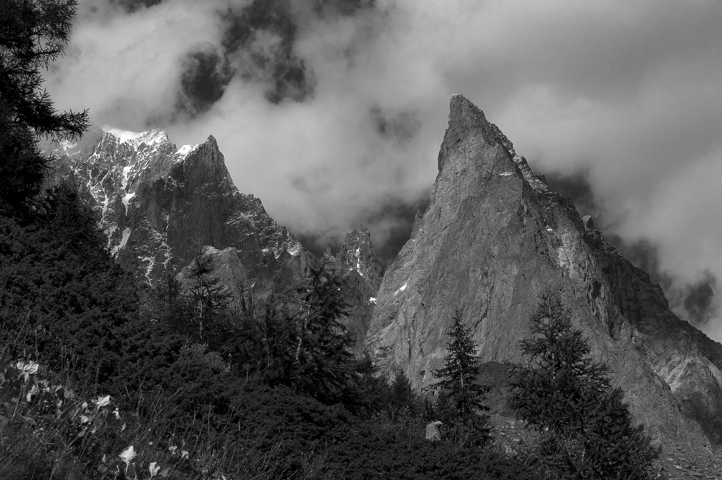 Massiccio del M.Bianco,cresta di Pueterey