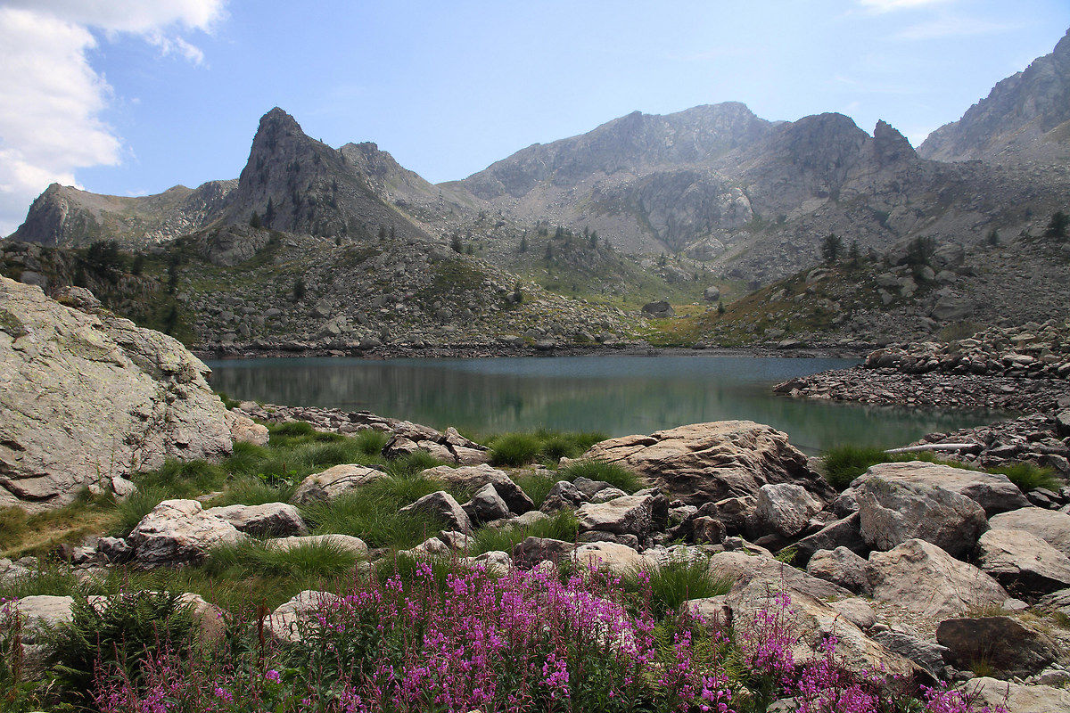 laghetto sopra santuario di sant Anna di vinadio