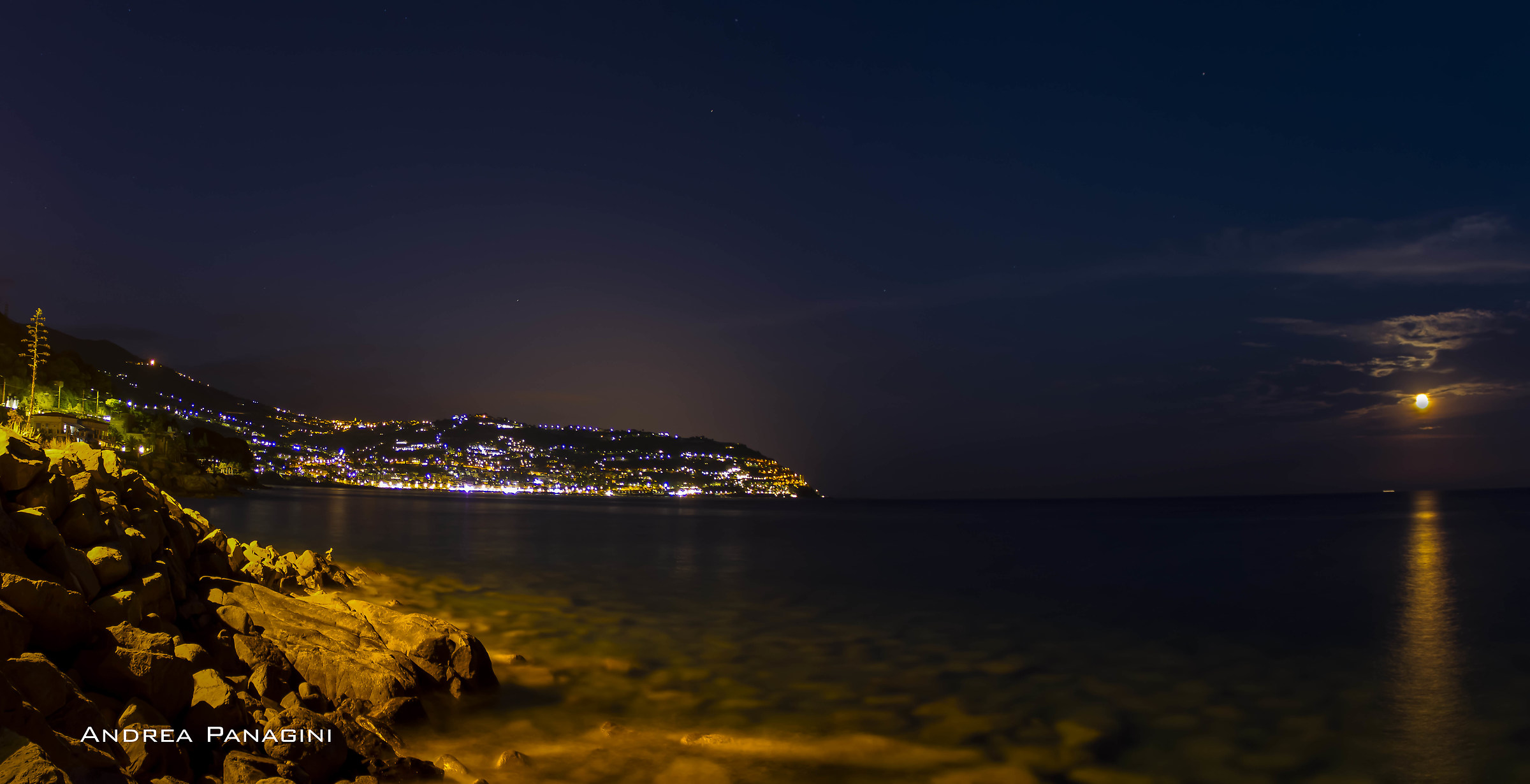 Panoramica 2 da Bordighera: vista Ospedaletti e Luna
