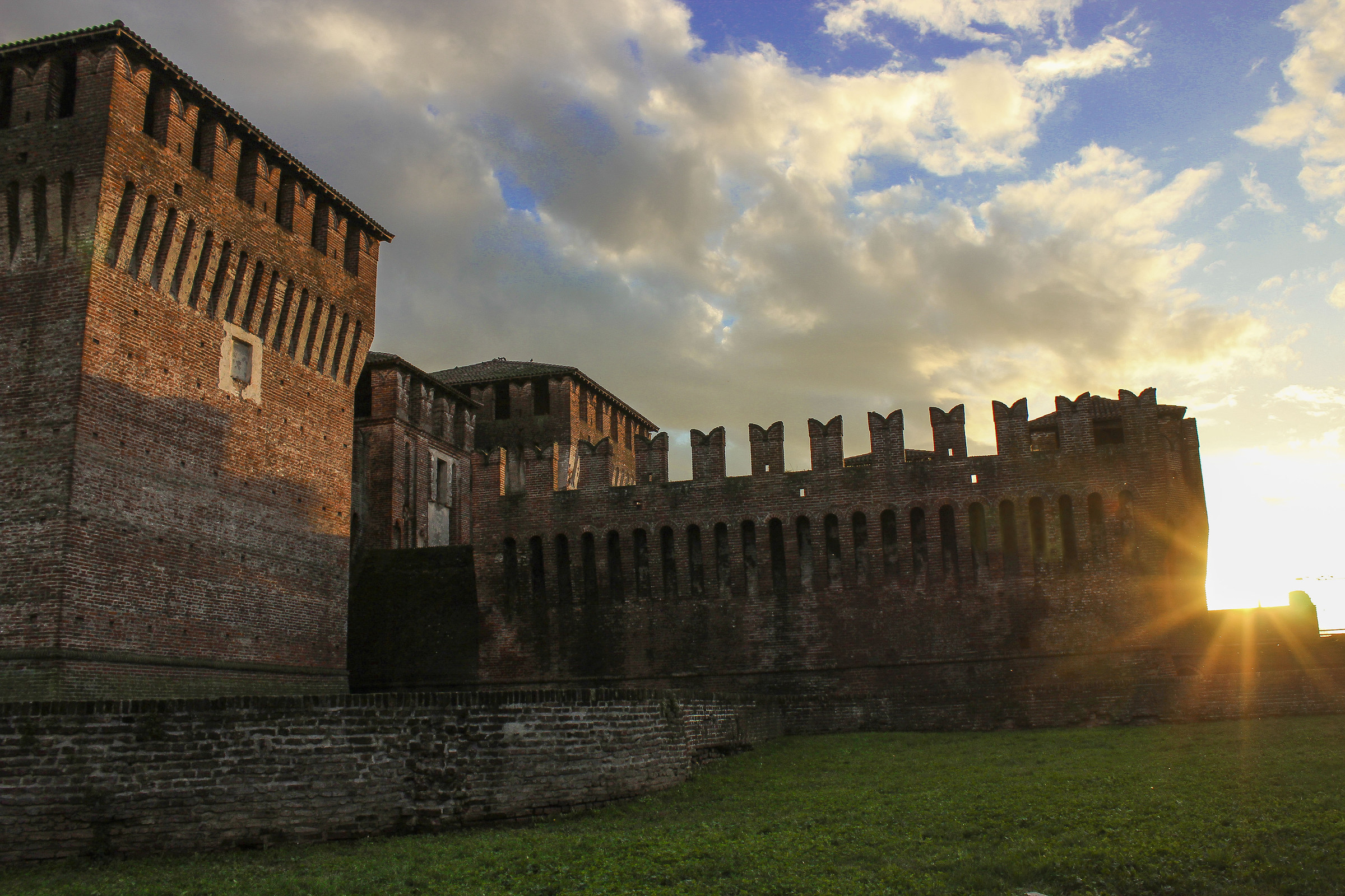 Il sole cade nella storia