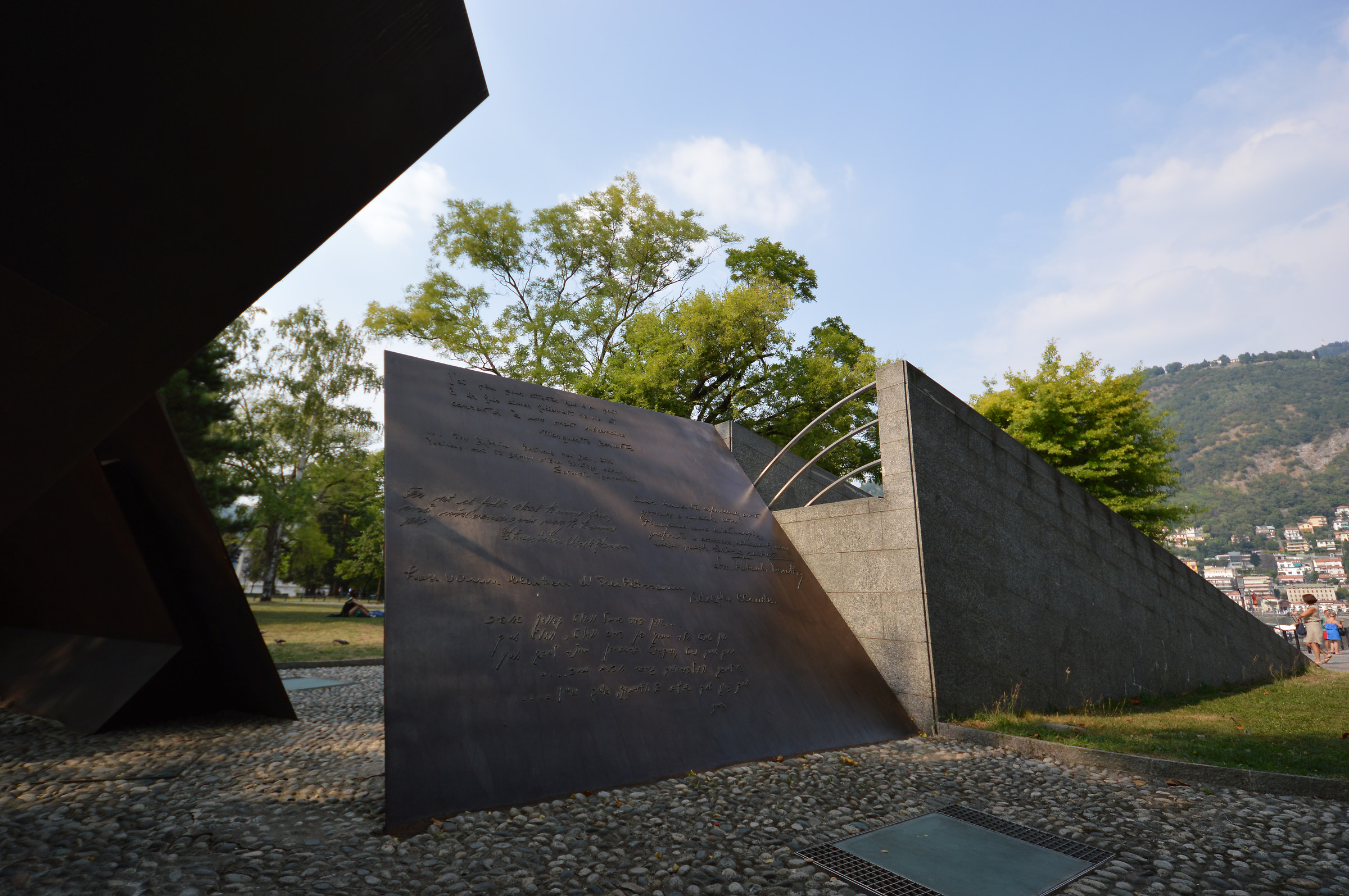 Monumeto Memorial Como