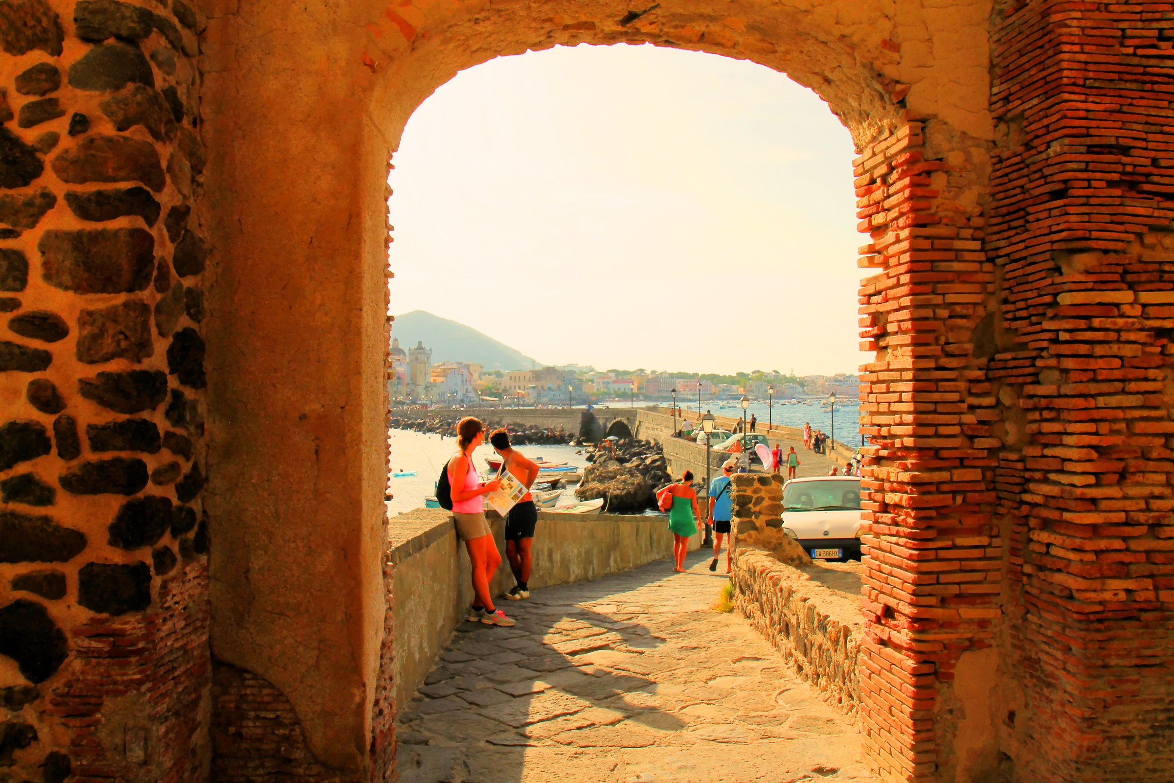 Input Aragonese Castle