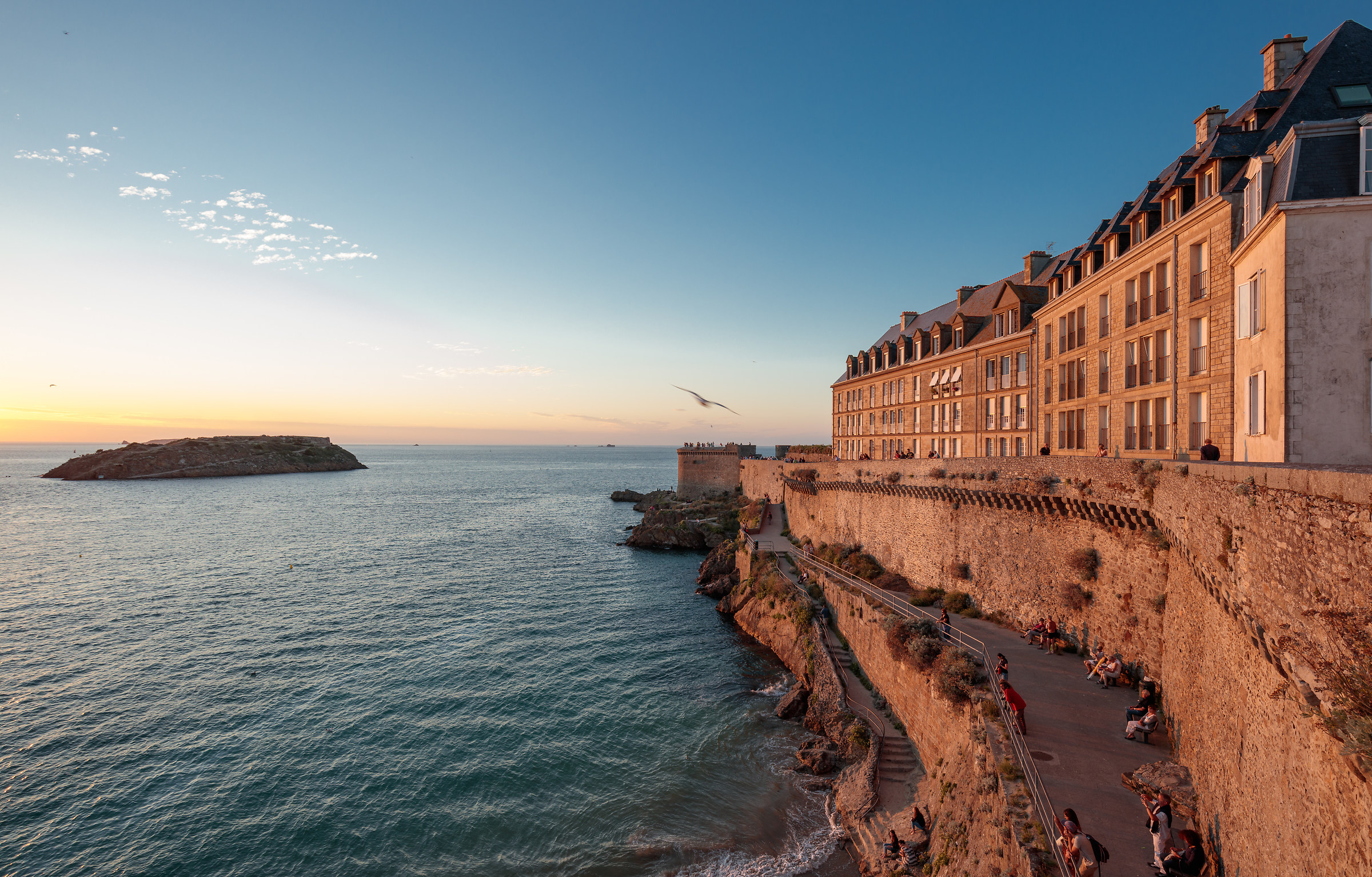 Saint-Malò - tramonto con alta marea
