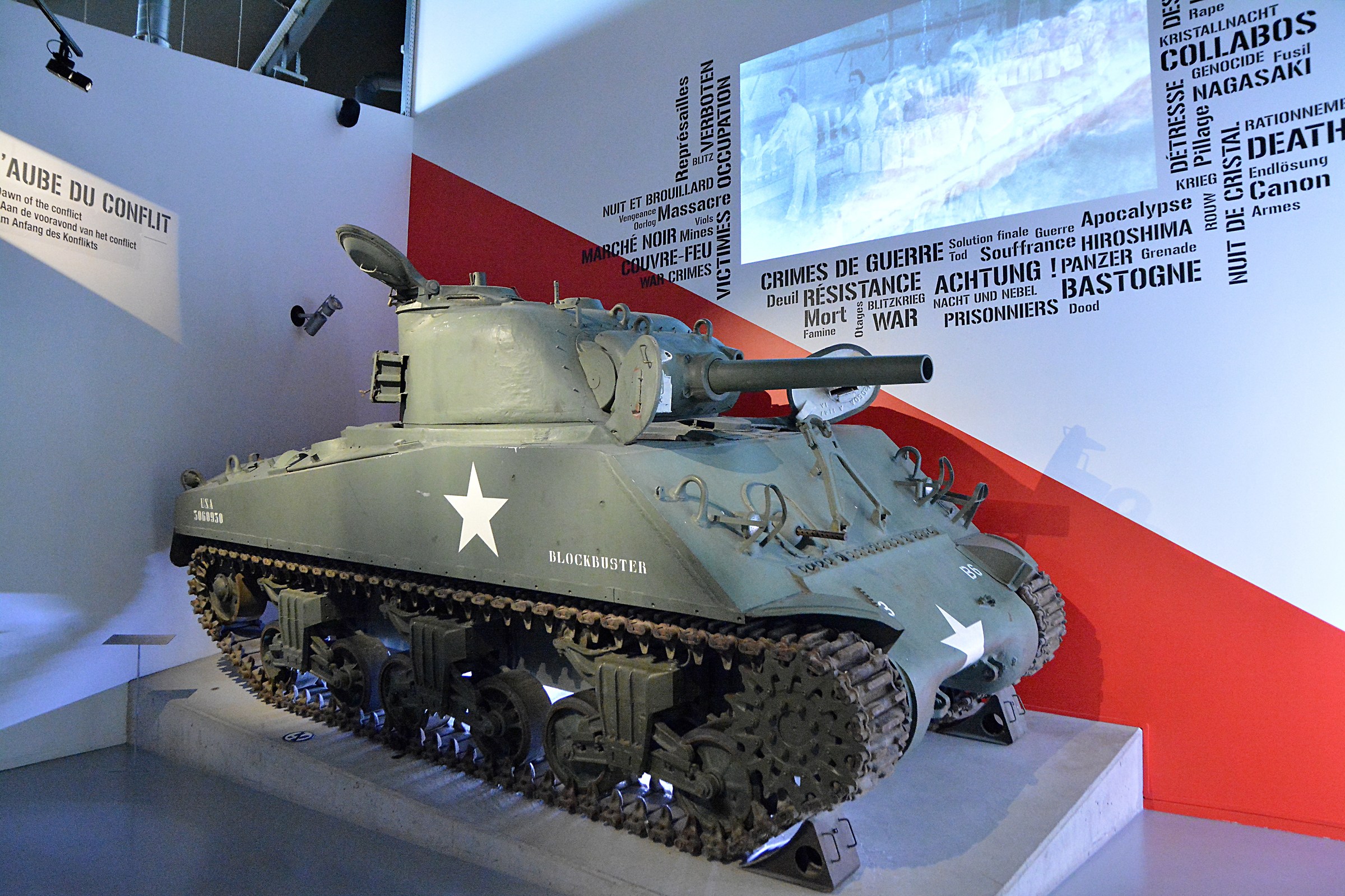 Bastogne War Museum-Carro Sherman