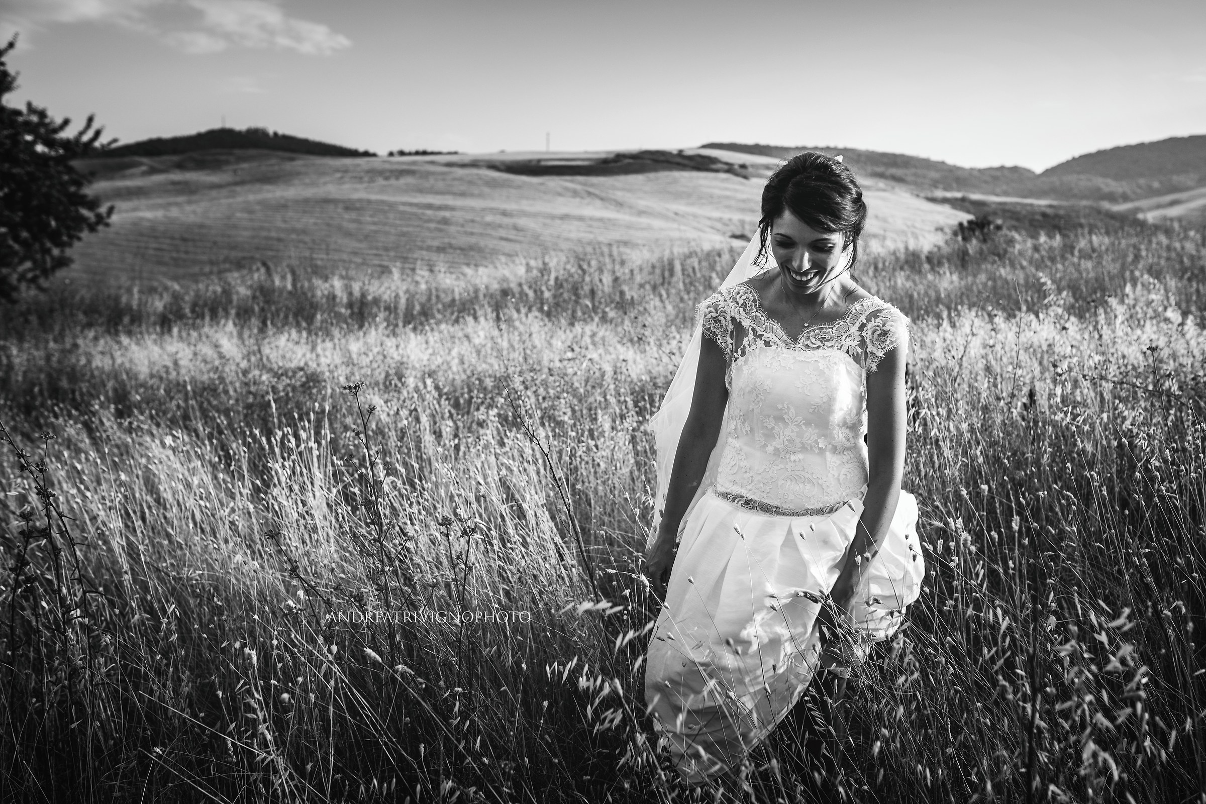 Simona and Andrea - A Smile In The Fields Of Wheat