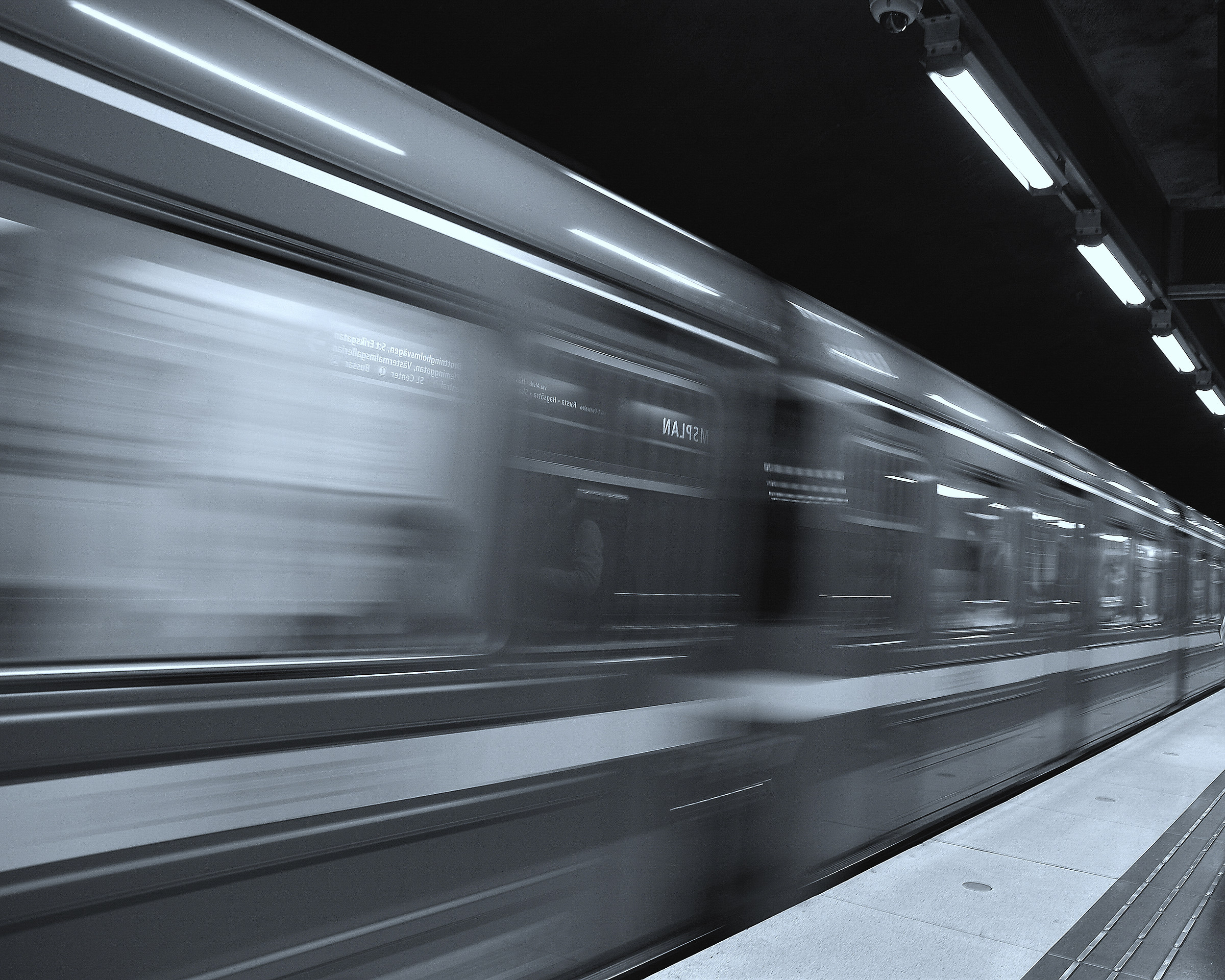 in arrivo o in partenza