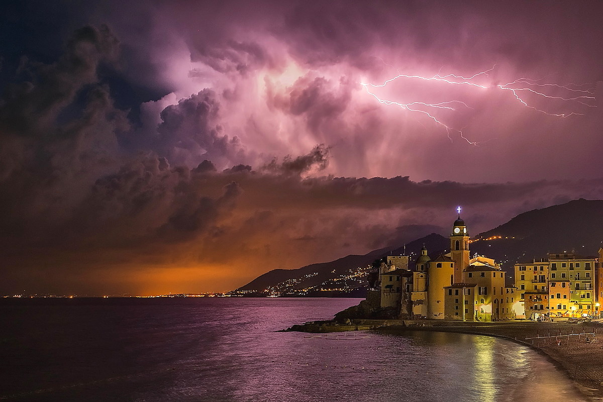 Un aiuto dal cielo e uno dalla terra