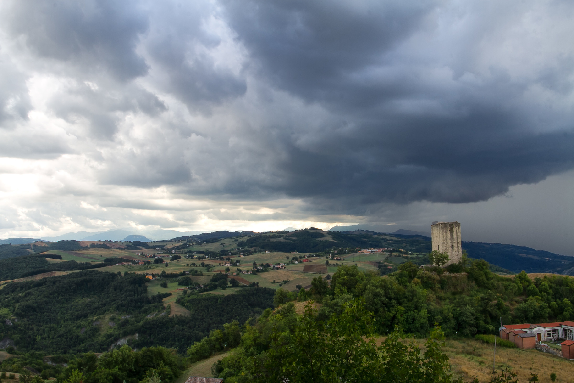 Dal Castello di Rossena......