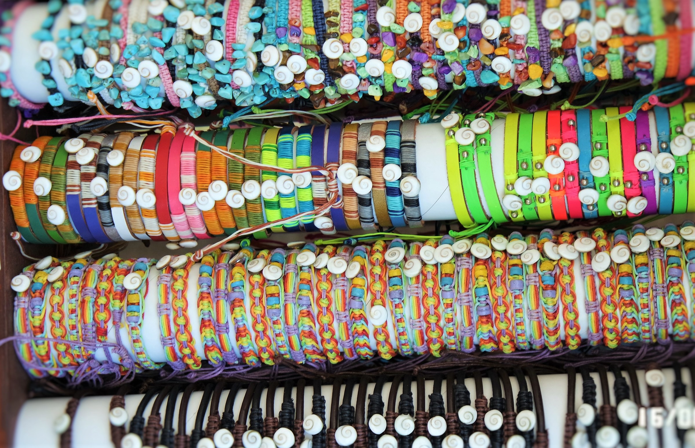 Braccialetti al mercatino