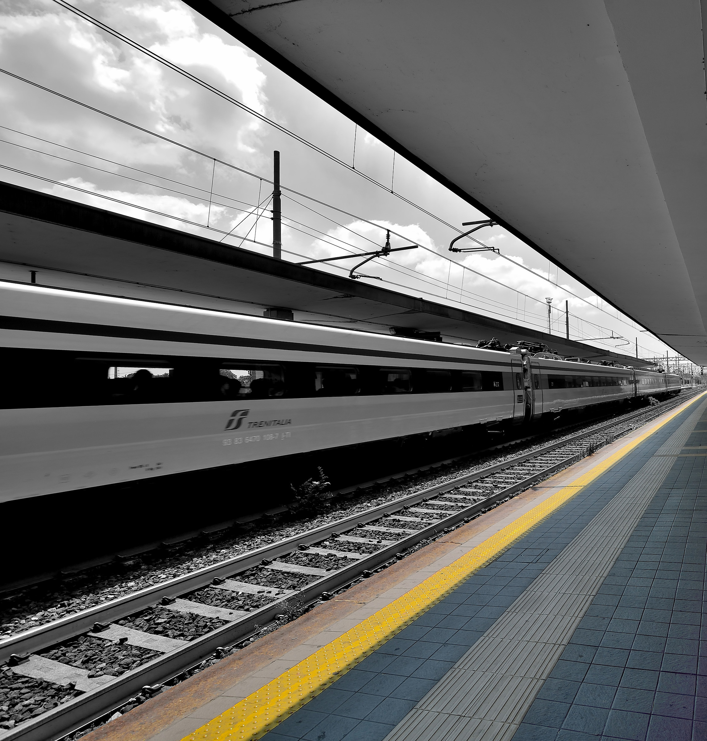 Allontanarsi dalla linea gialla