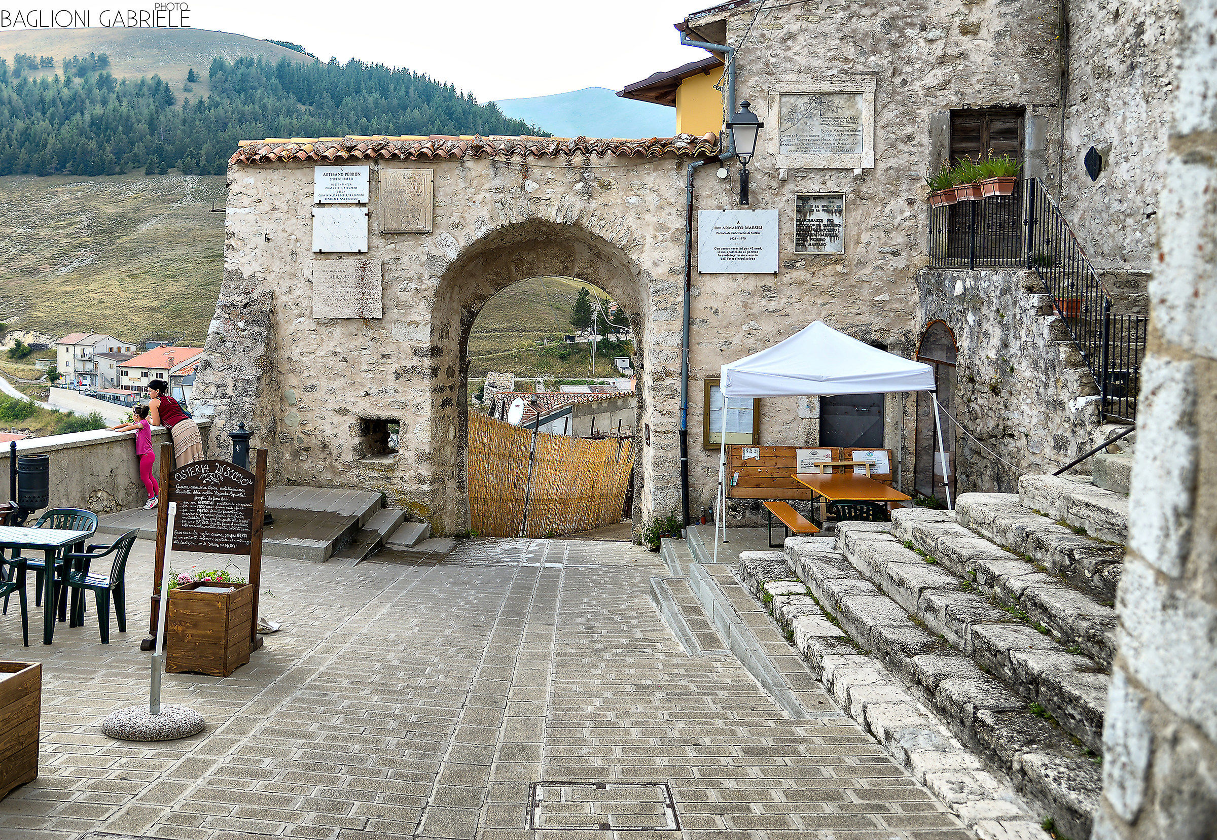 The center - Porta walls