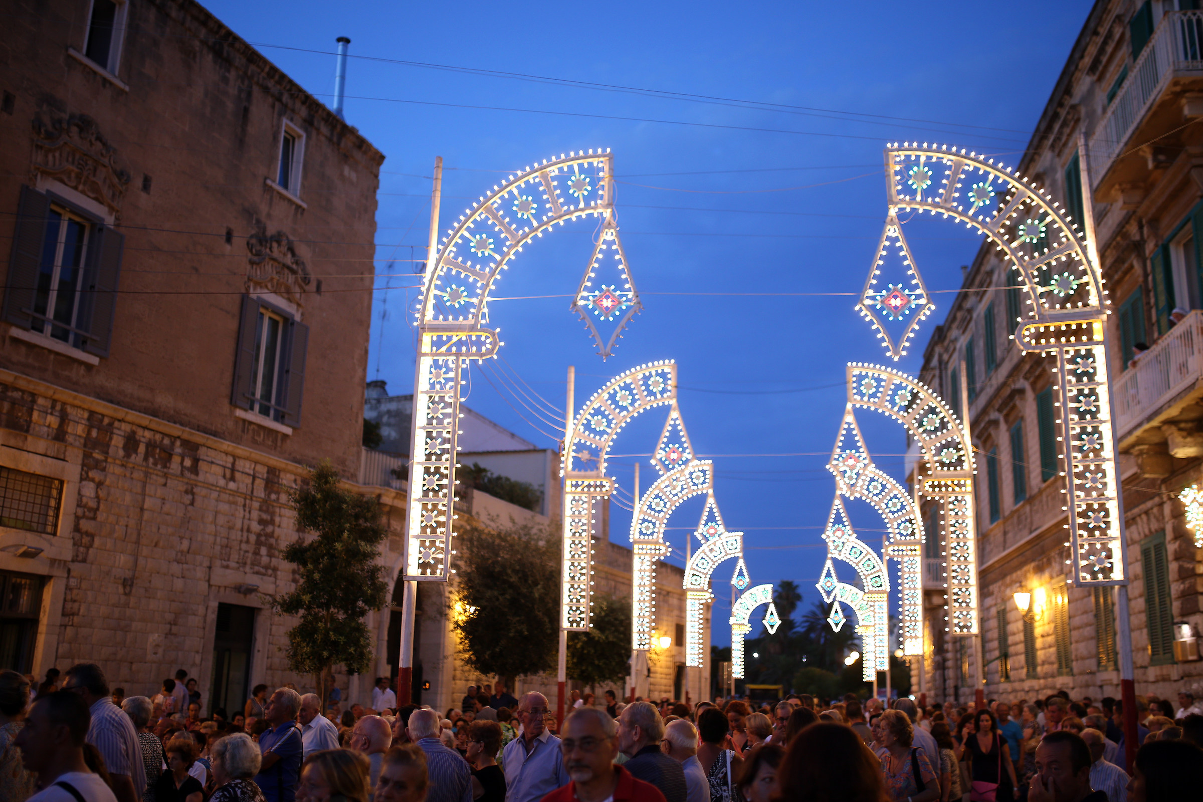 Trani, luminarie