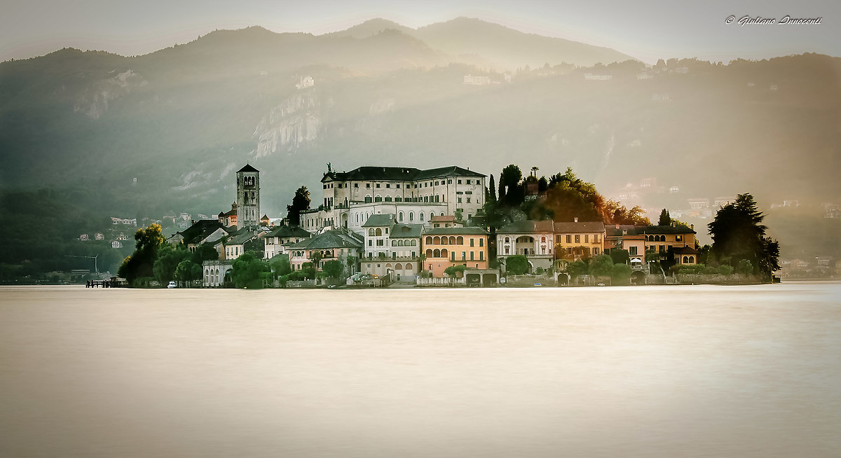 Island-Lake Orta San Giulio