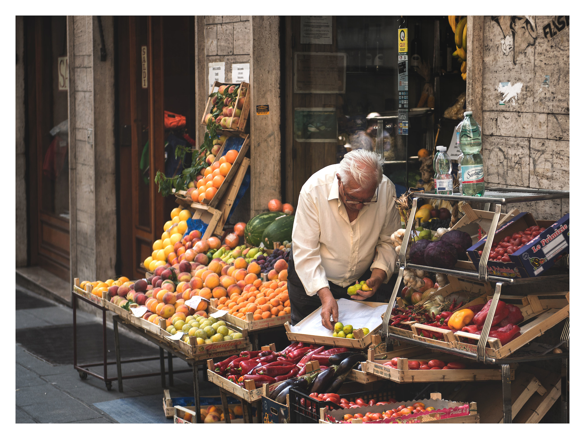 Grocery Store in Naples