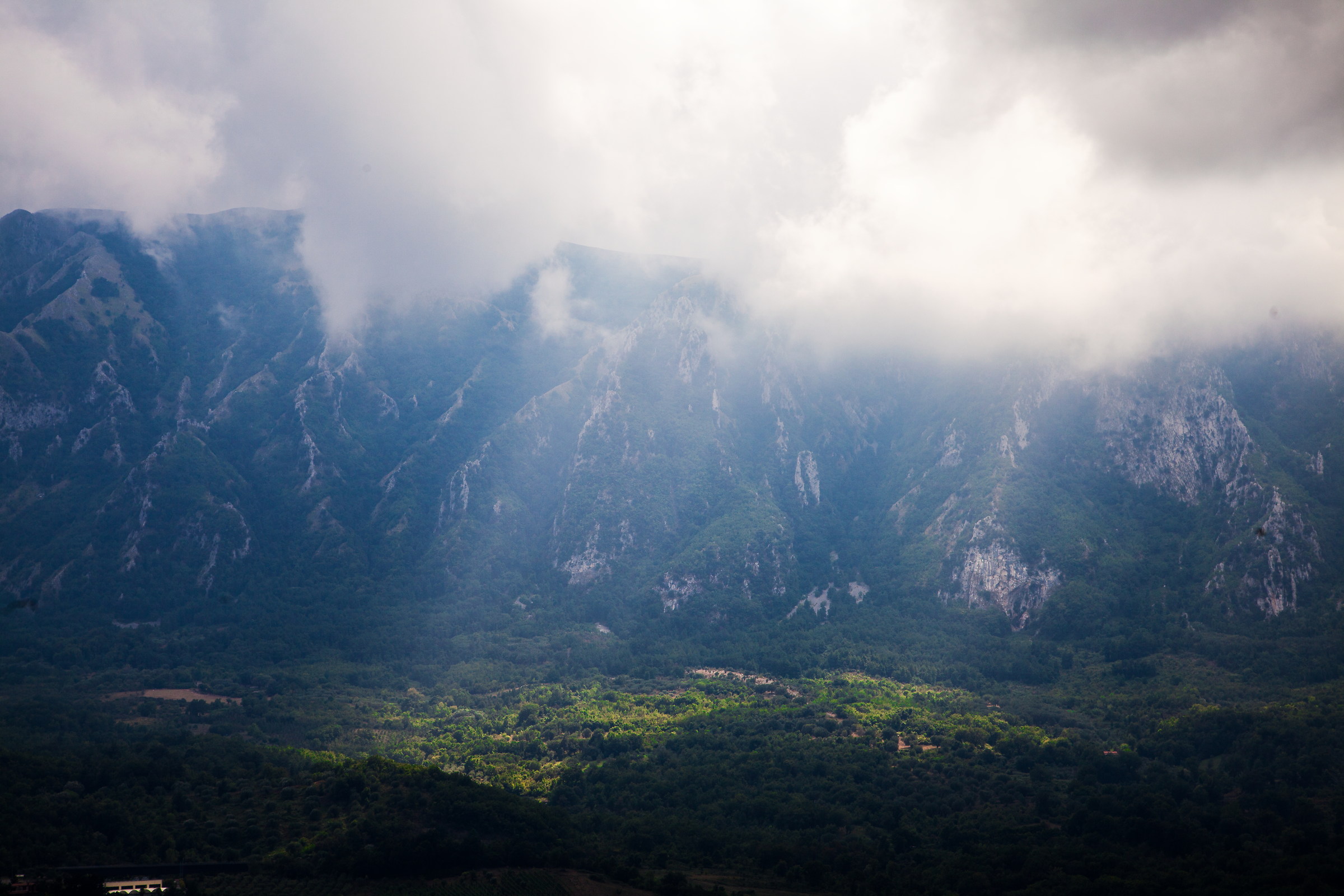 un raggio di luce sulla valle