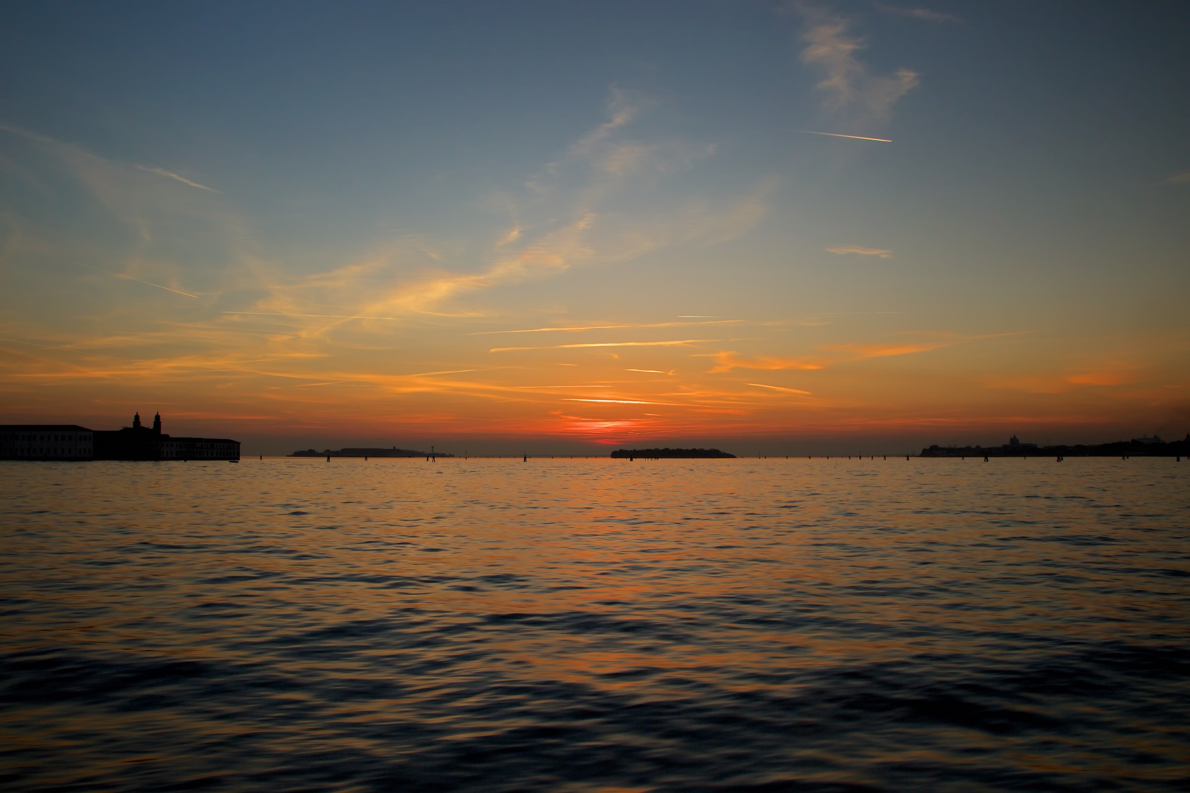 ultime luci sulla laguna veneta