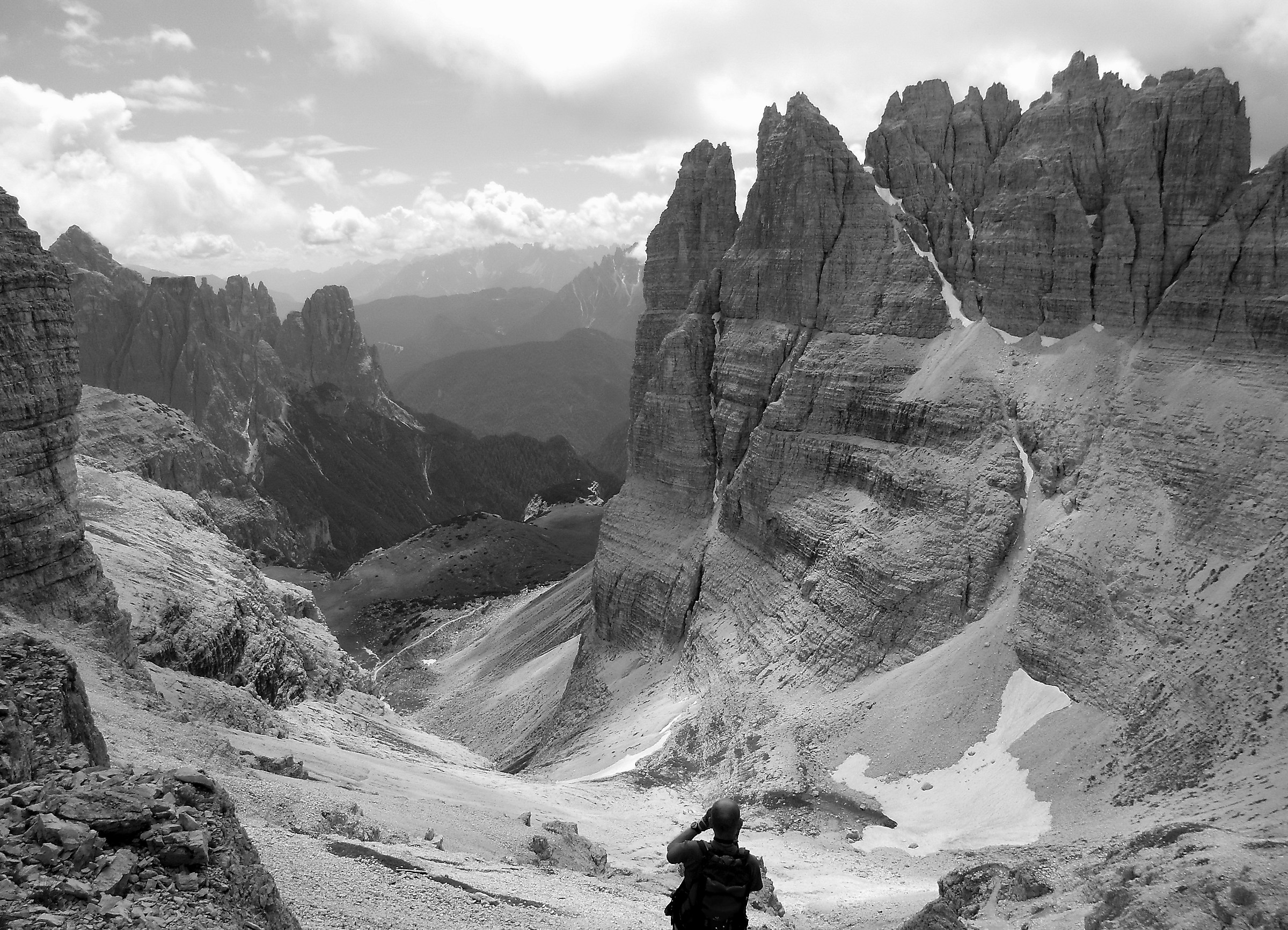 Ciadin e Croda del Passaporto dalla forc. del camoscio