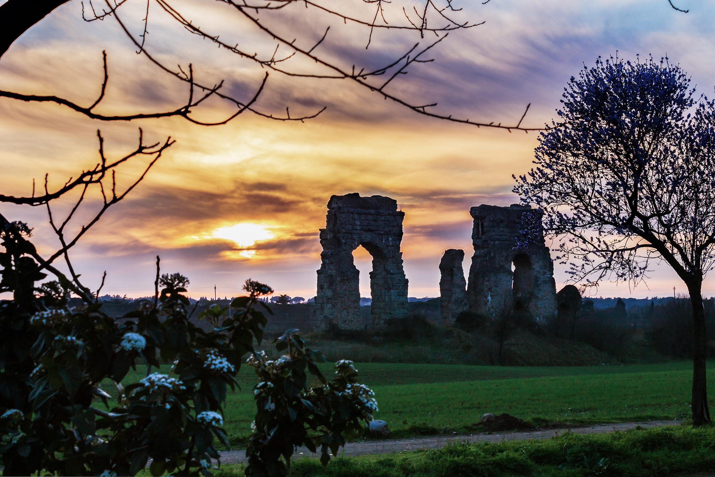 Sunset on the Roman ruins
