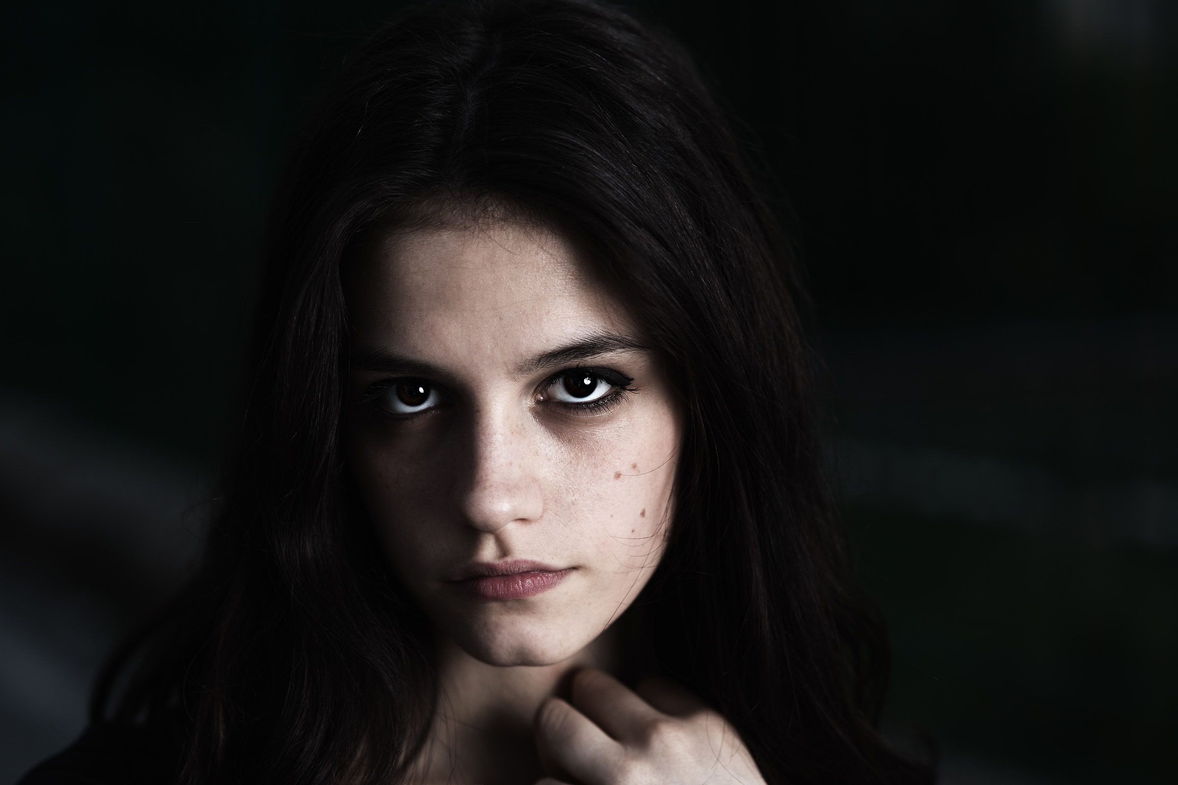 The dark side of the beautyness