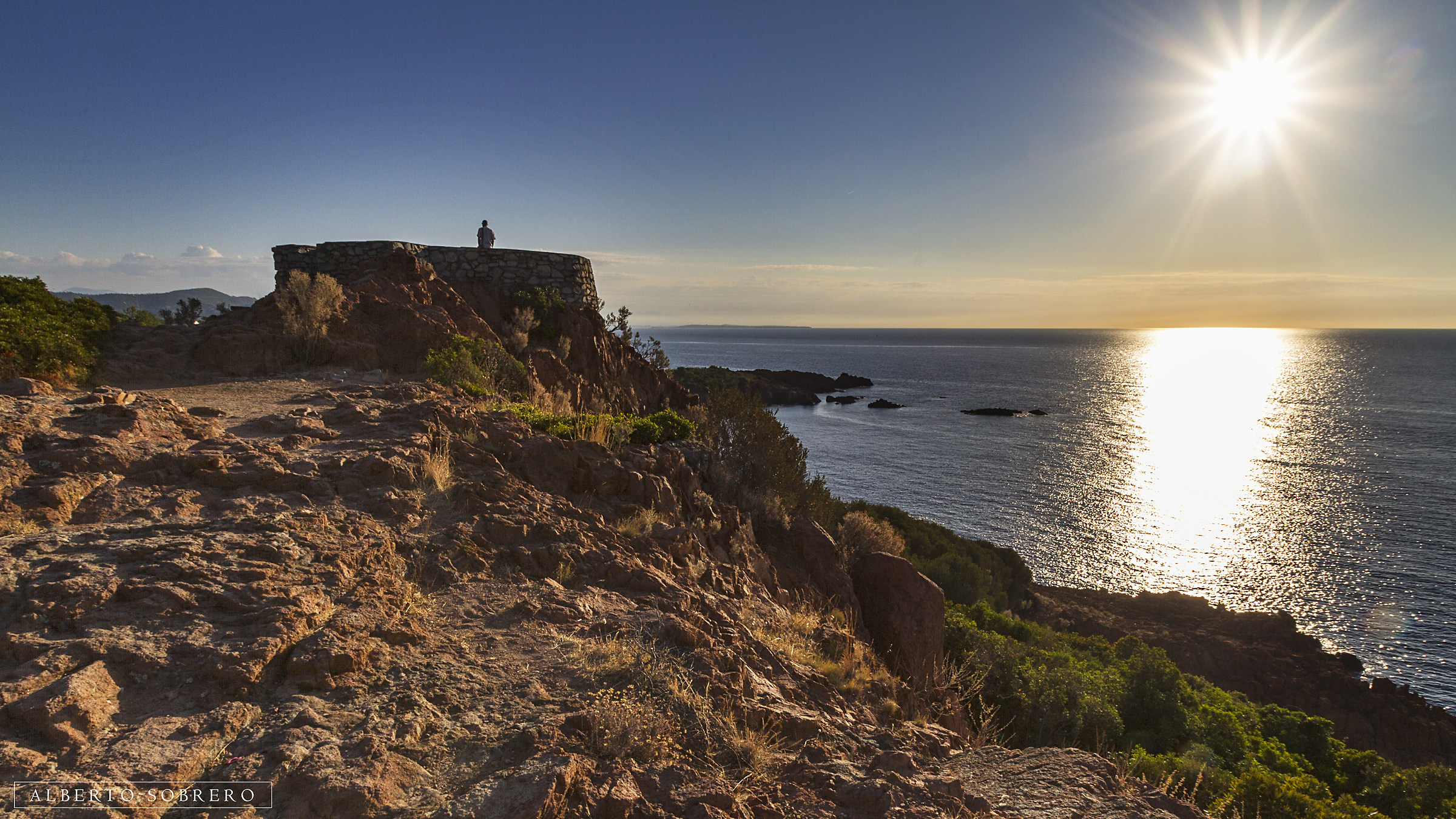 Poco dopo l'alba a Cap Roux