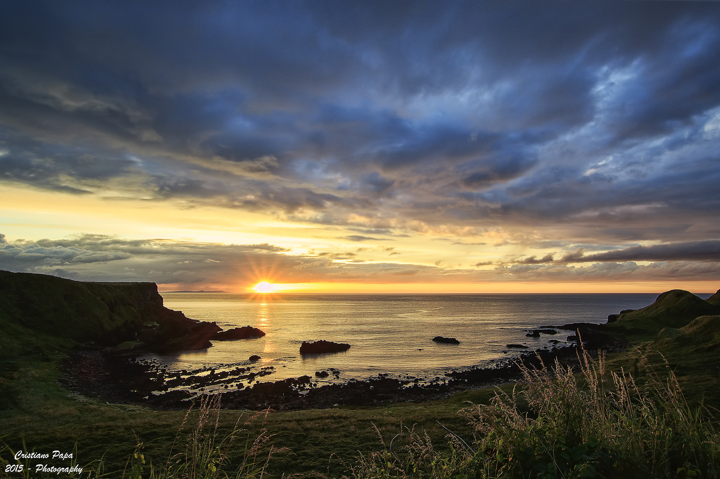 Tramonto nella Baia dei Giant's Causeway