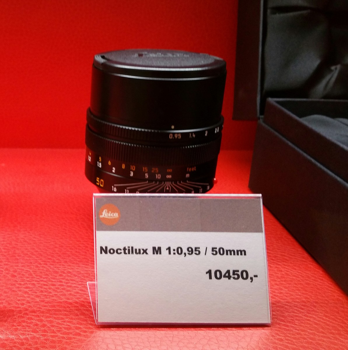 Leica Noctilux 50mm f/0.95
