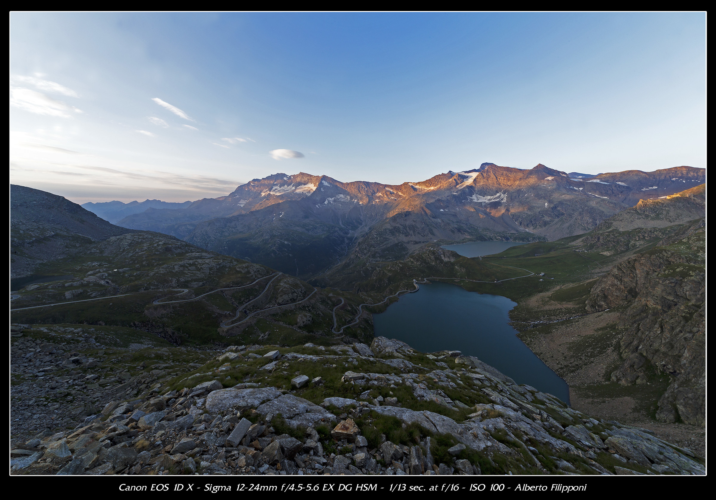 Sunrise on the lakes of the Gran Paradiso