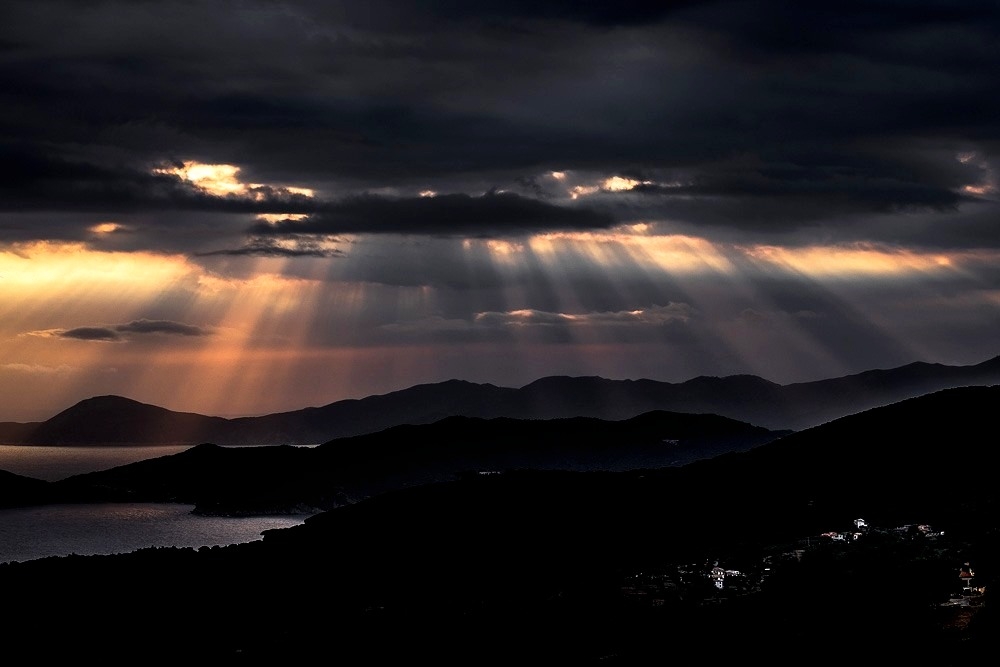 lights on the island of Elba .................