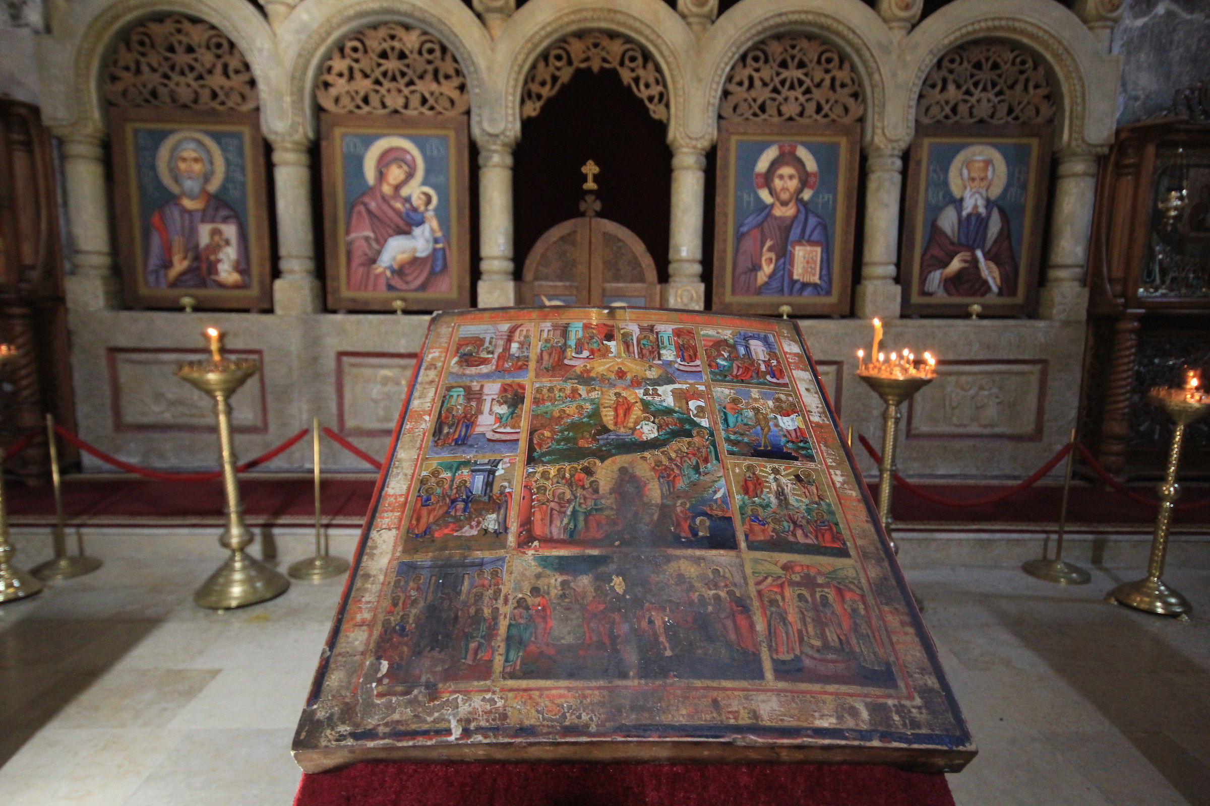 Interno del Monastero di Sapara
