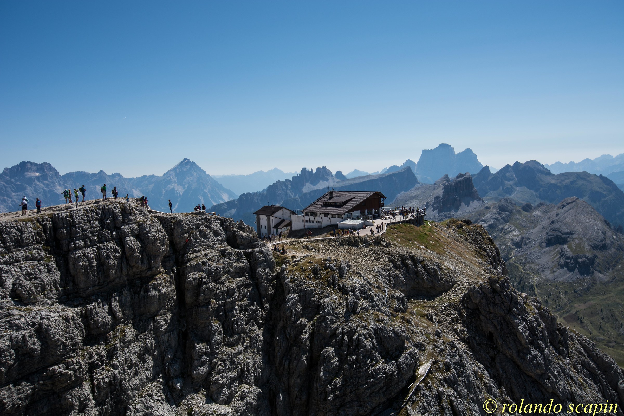 Lagazuoi refuge m.2752