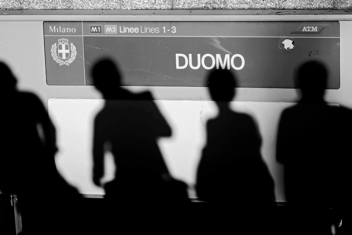 Milano piazza Duomo - Rientro al tramonto