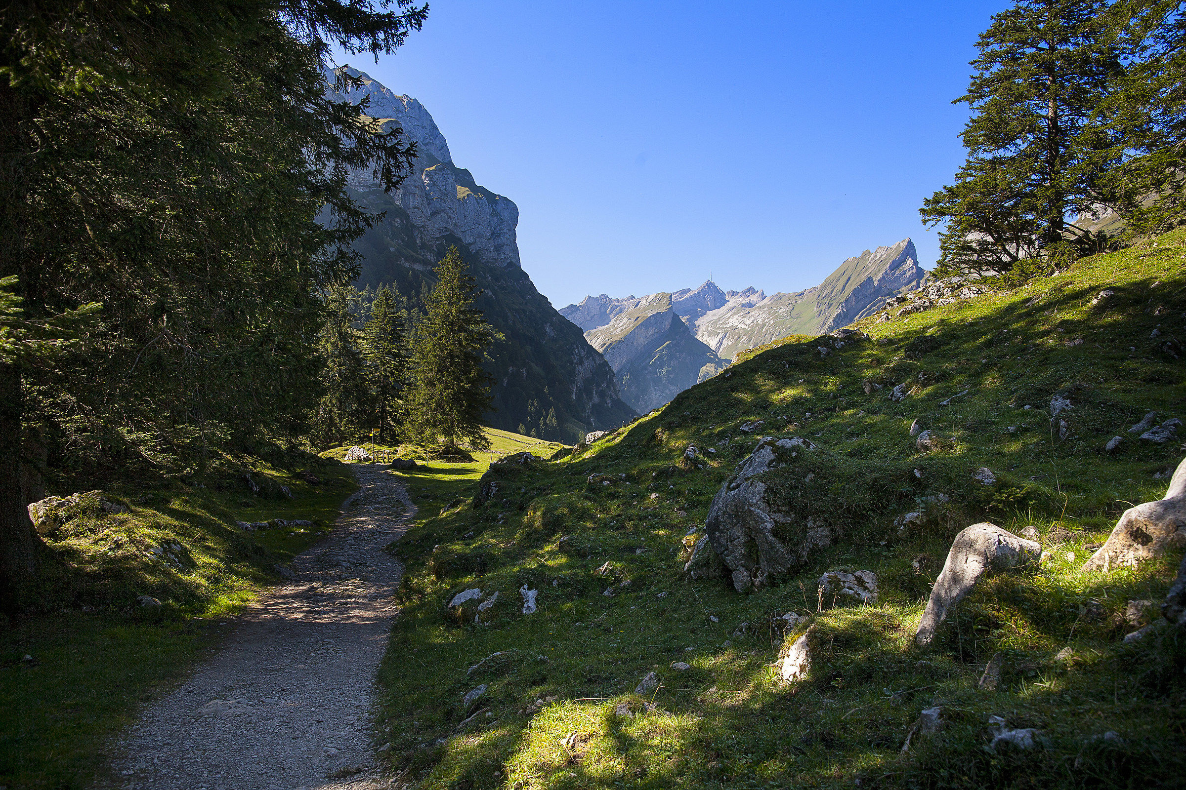Seealpsee , Switzerland