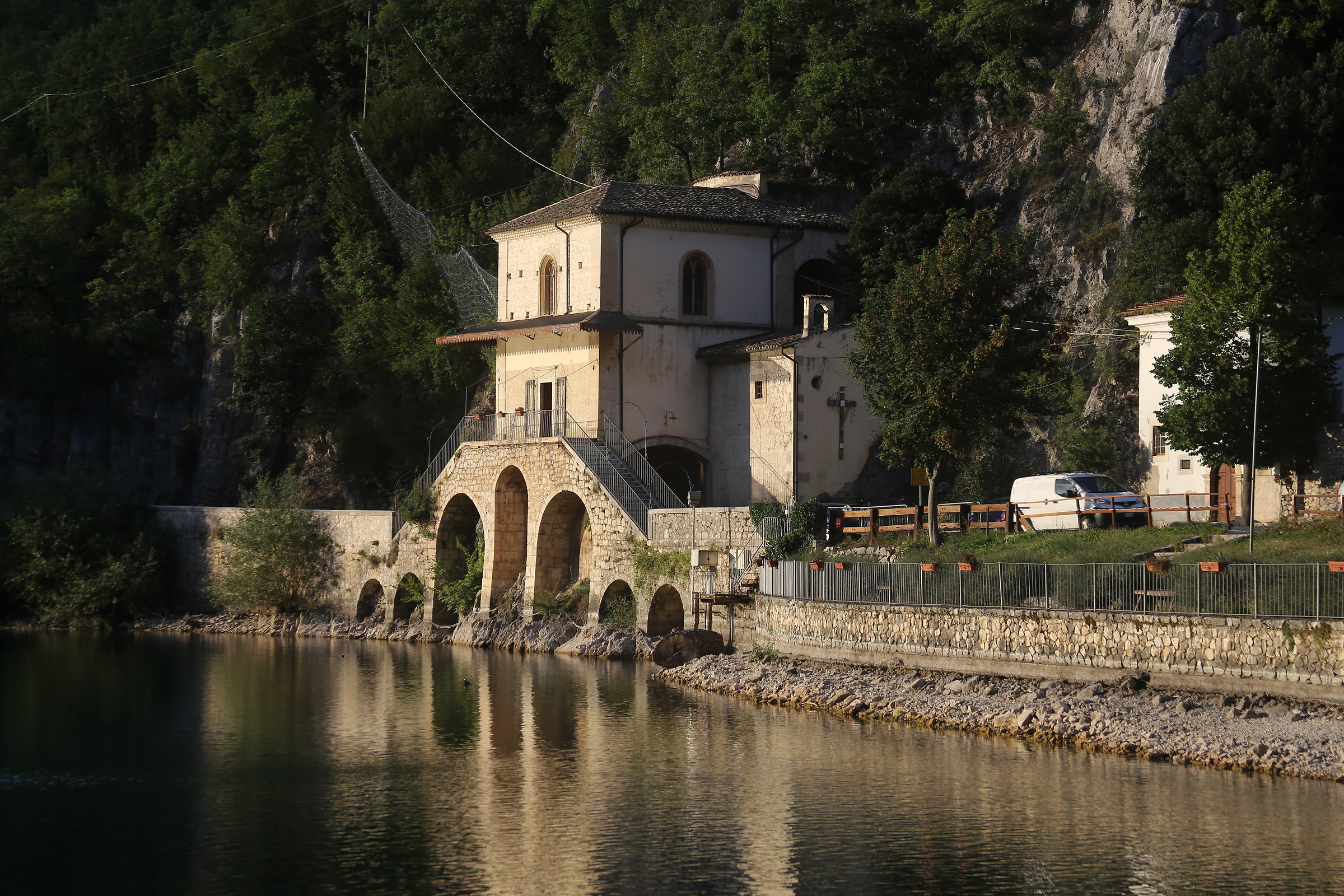 Santa Maria del Lago