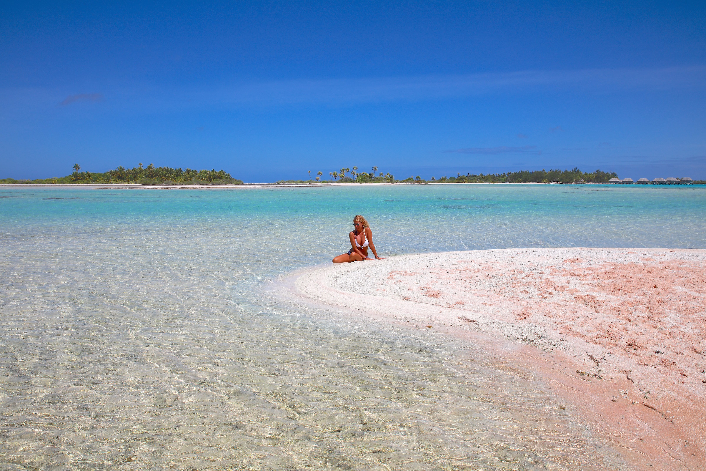 sea, beaches, lagoons Tikehau