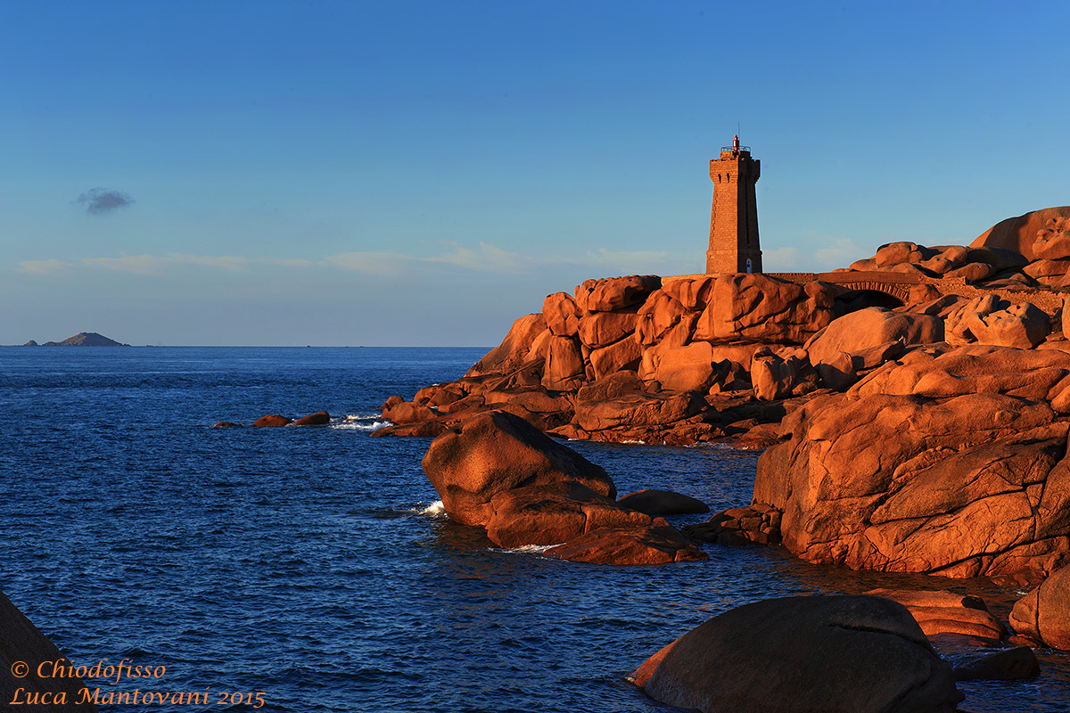 Ploumanac'h, costa di granito rosa al tramonto