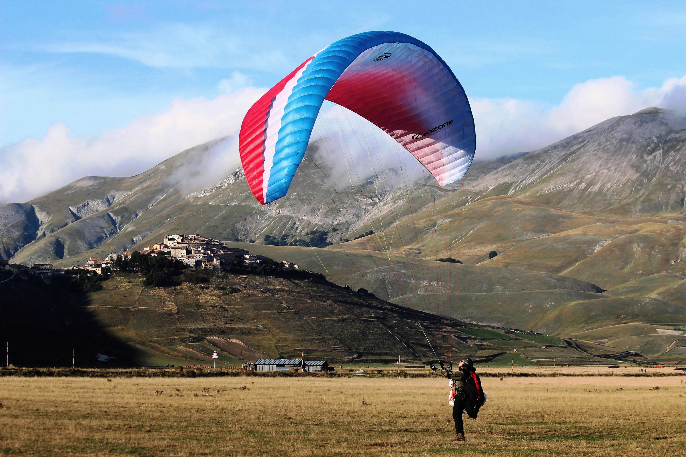 Parapendii a Castelluccio di Norcia