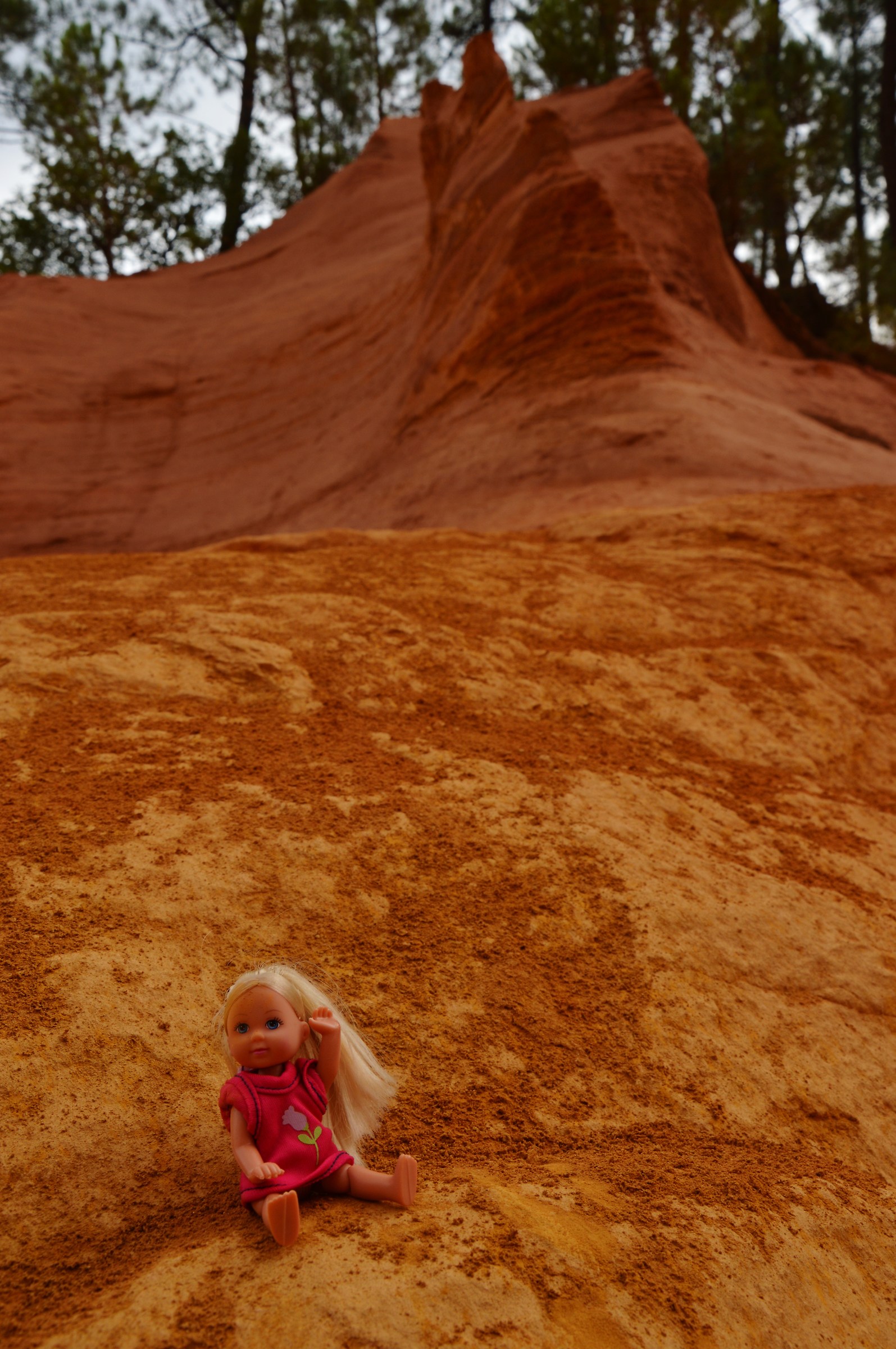 Greetings from Roussillon