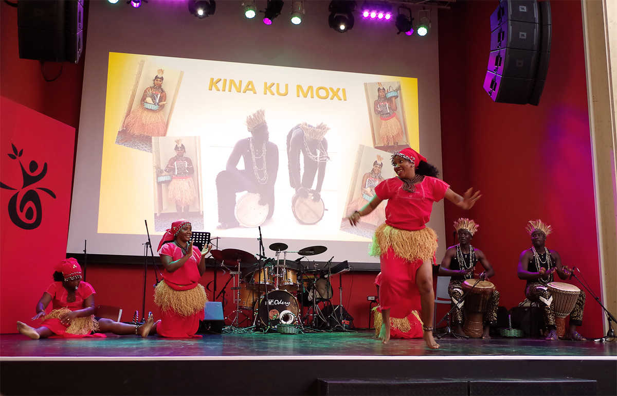 Danza tribale - Angola