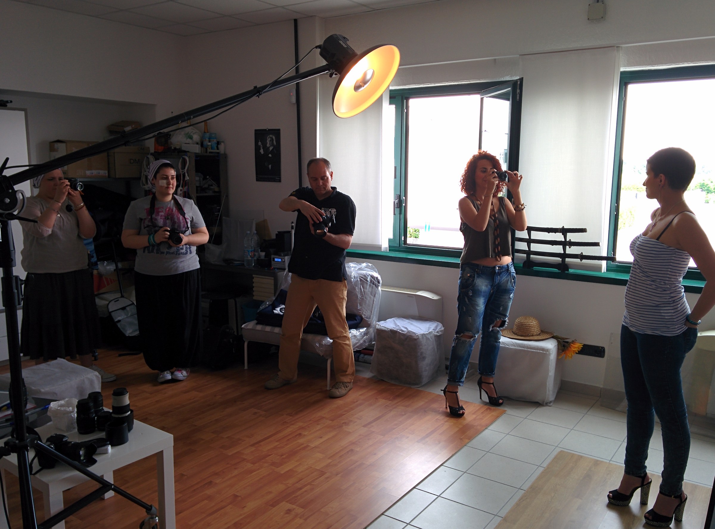 adesso tutti fermi in posa ... 3, ... 2, ... 1, ...