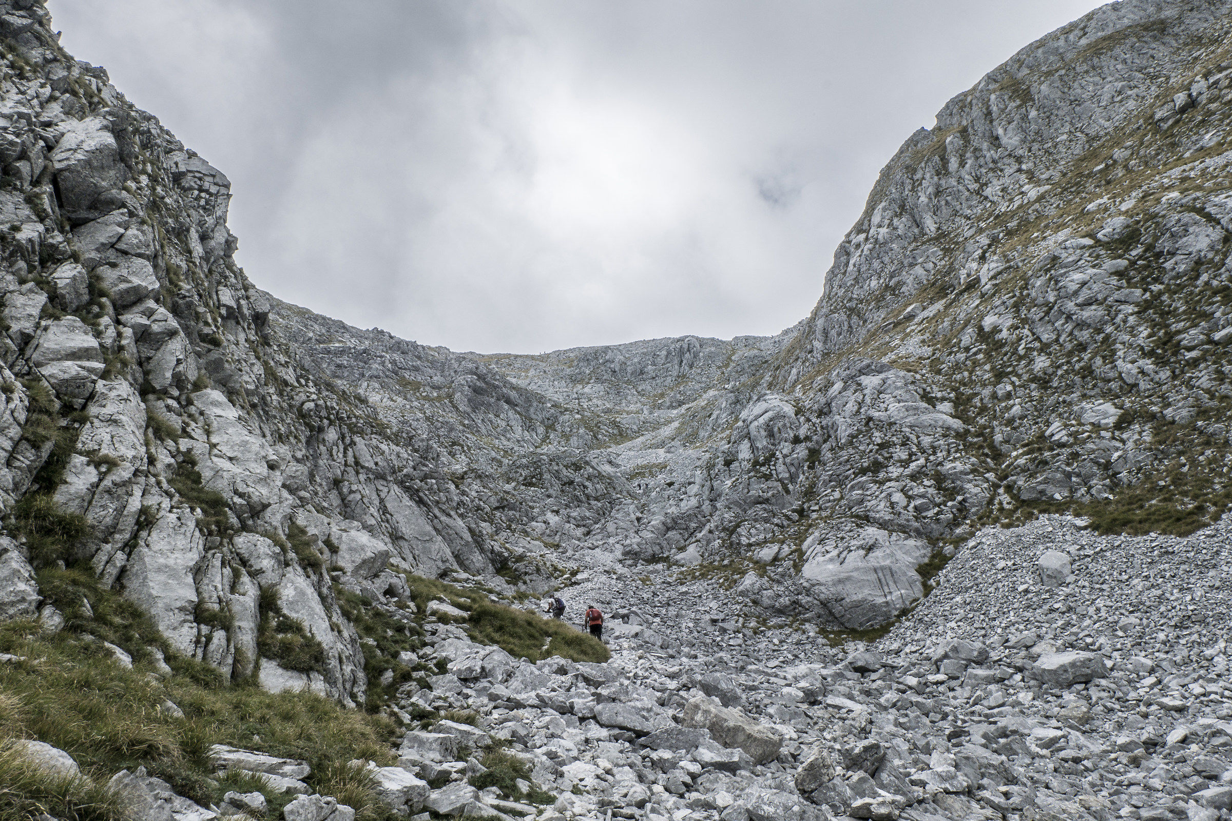 vallone dell'inferno verso la pania della croce