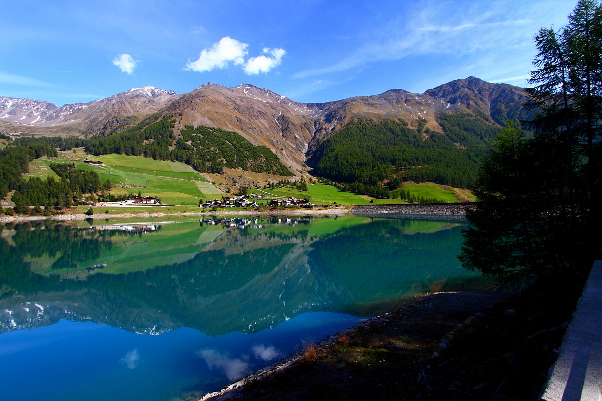 Vista della diga (paramento di monte)