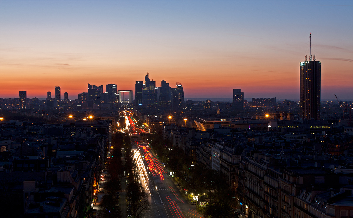 La Dèfense vista al tramonto dall'Arco di Trionfo