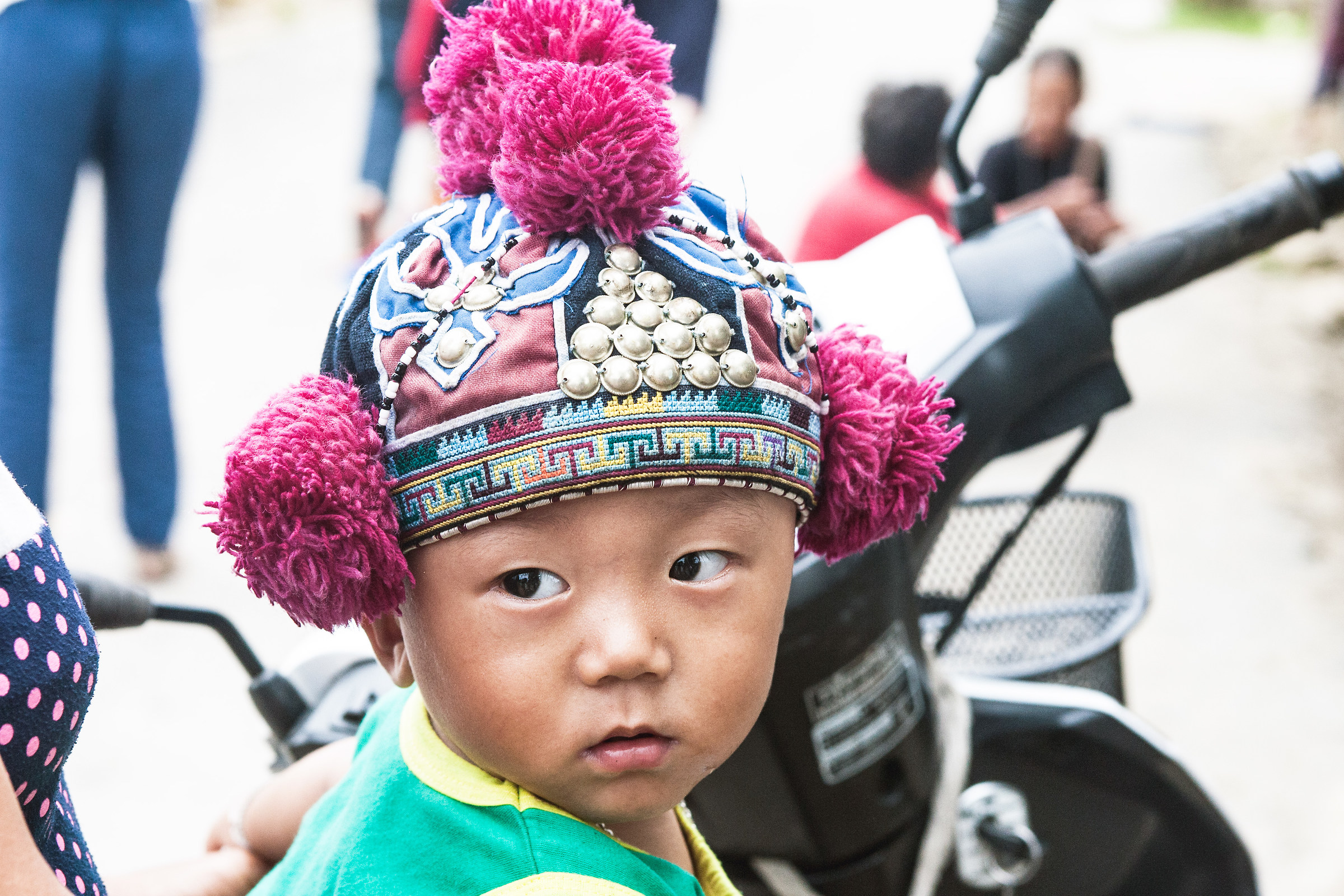Bambino del villaggio Akha