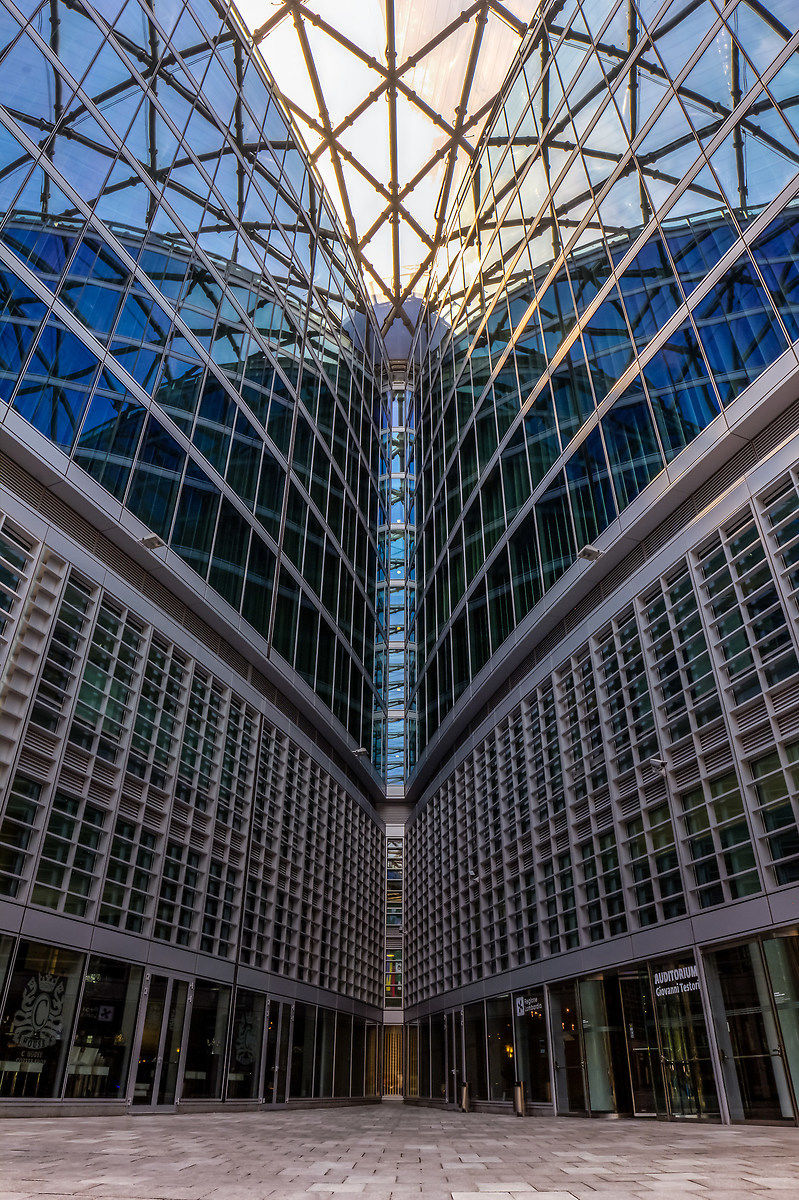 Palace Region - Milan