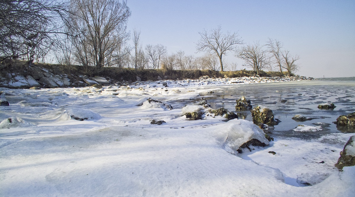 Lagoon in Lignano Sabbiadoro snow