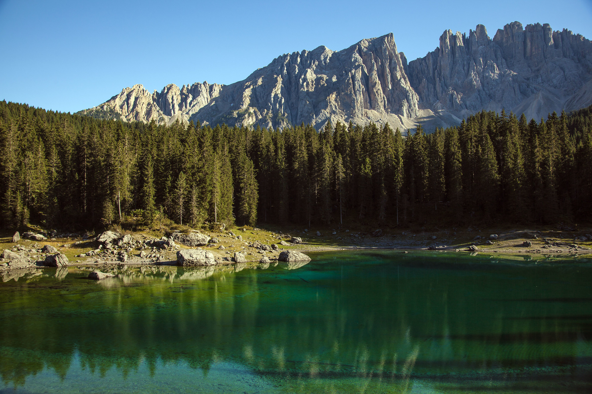 lago di carezza