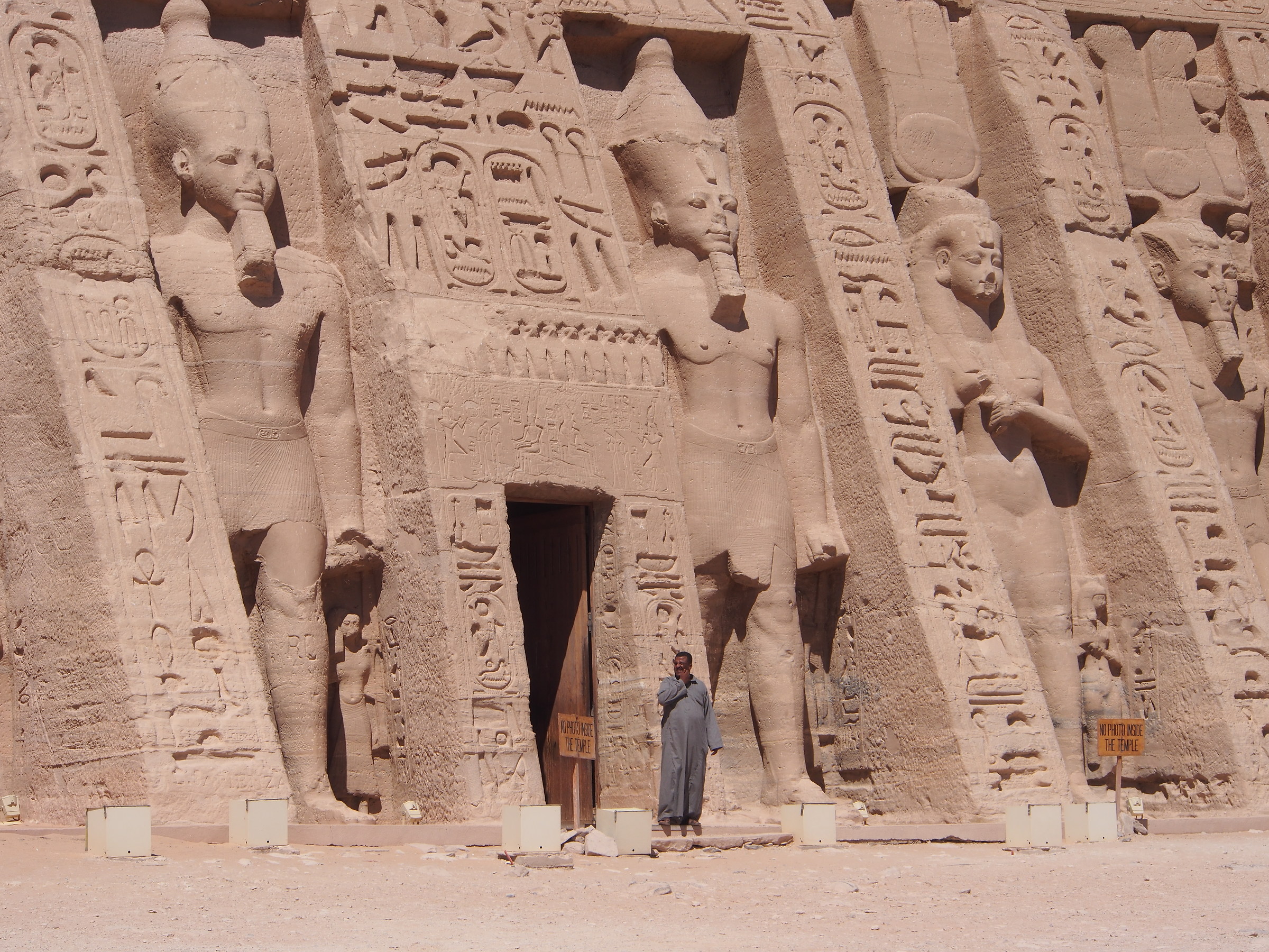 Abu Simbel. Tempio di Hathor e Nefertari