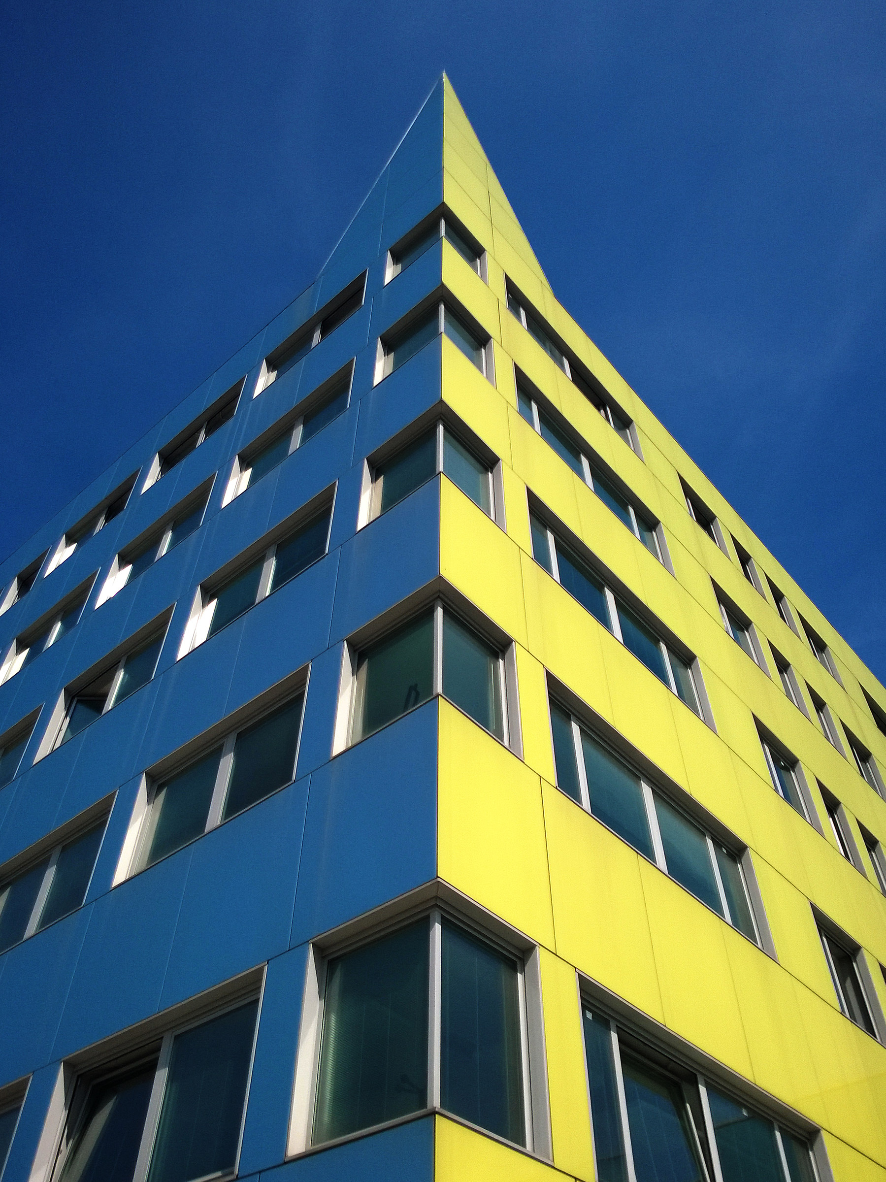 Milano dal basso - a colori