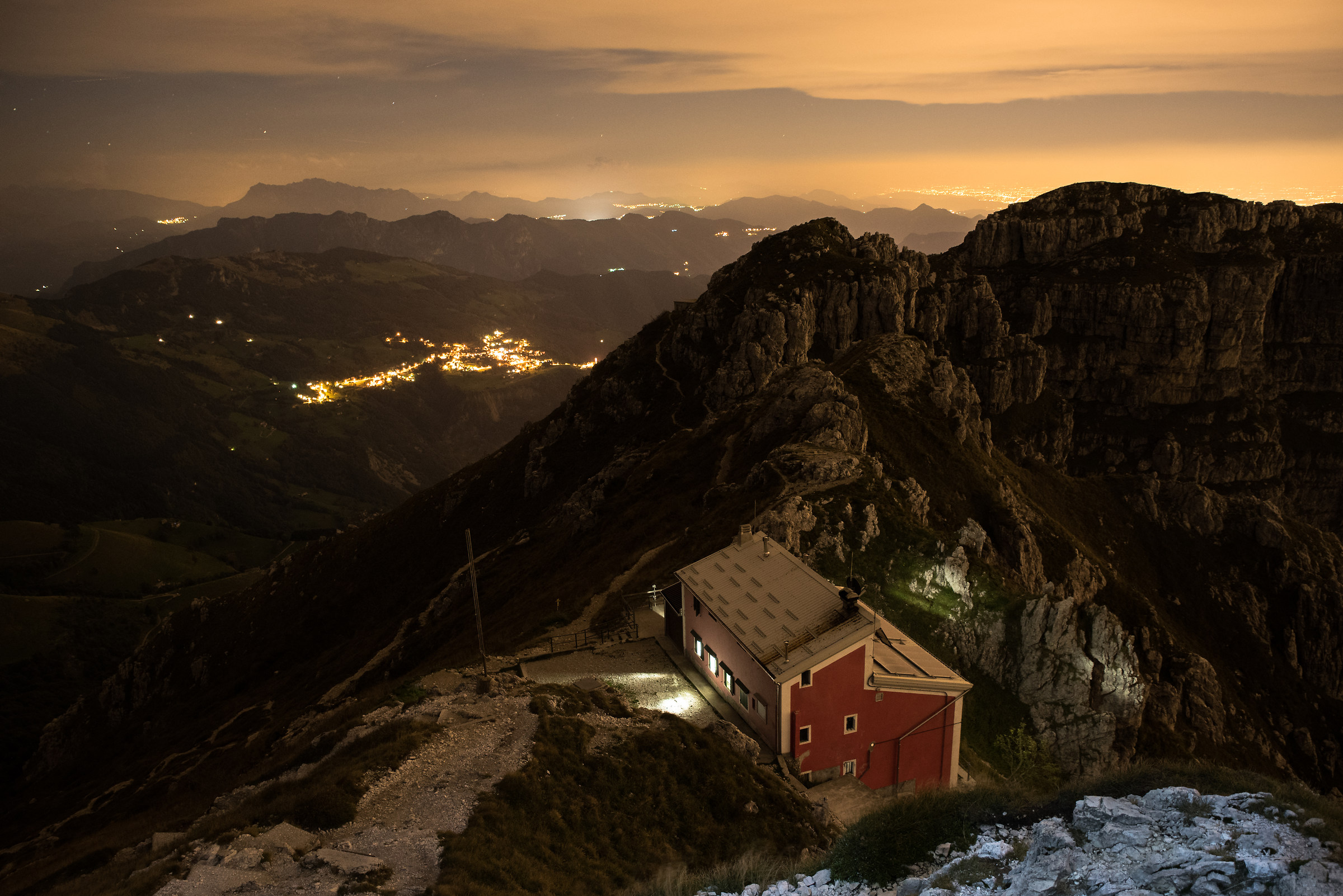 Rifugio Azzoni at night
